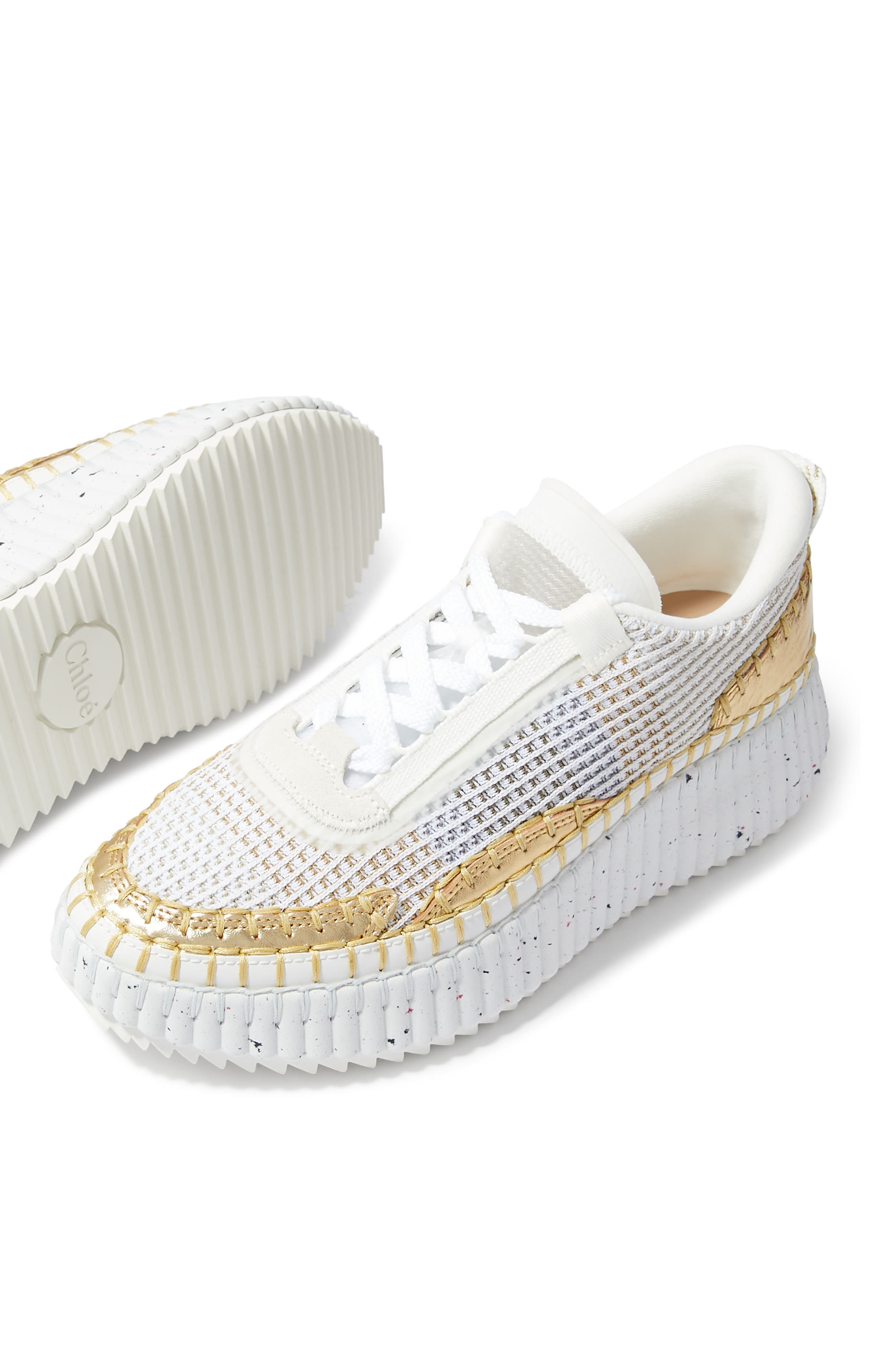 سنيكرز ناما 50