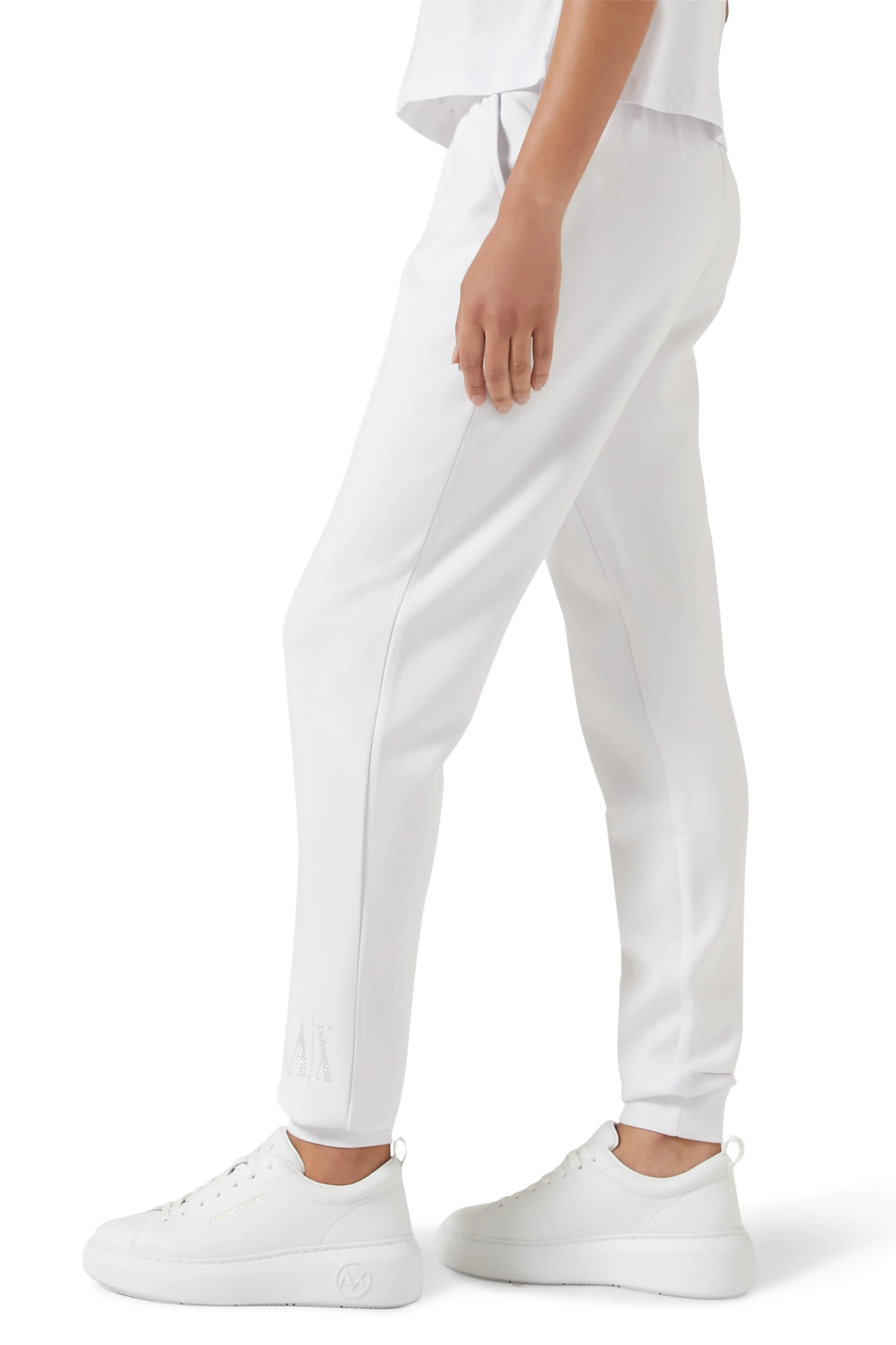 سنيكرز بشعار الماركة