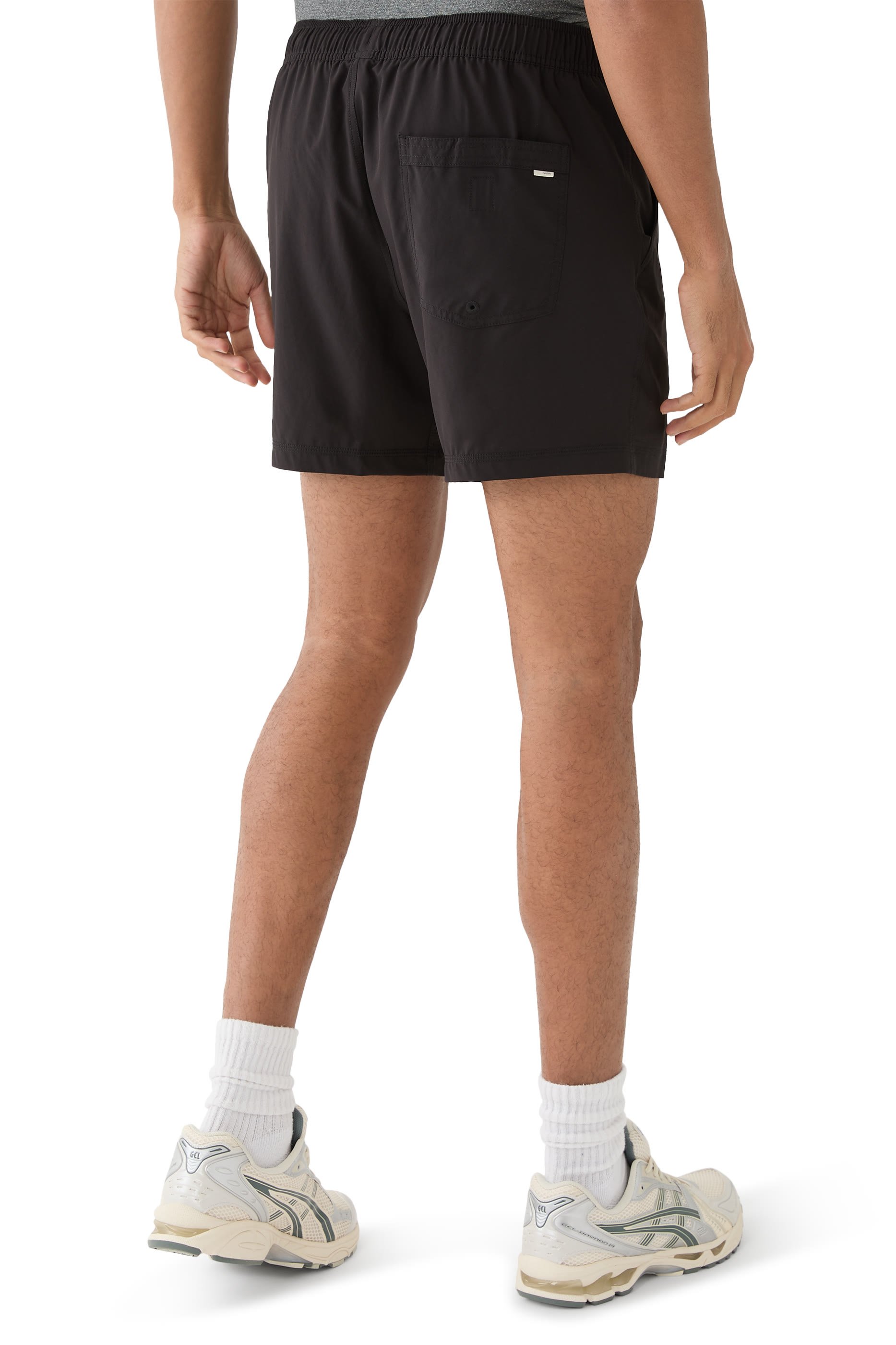 شورت كور 5 بوصة