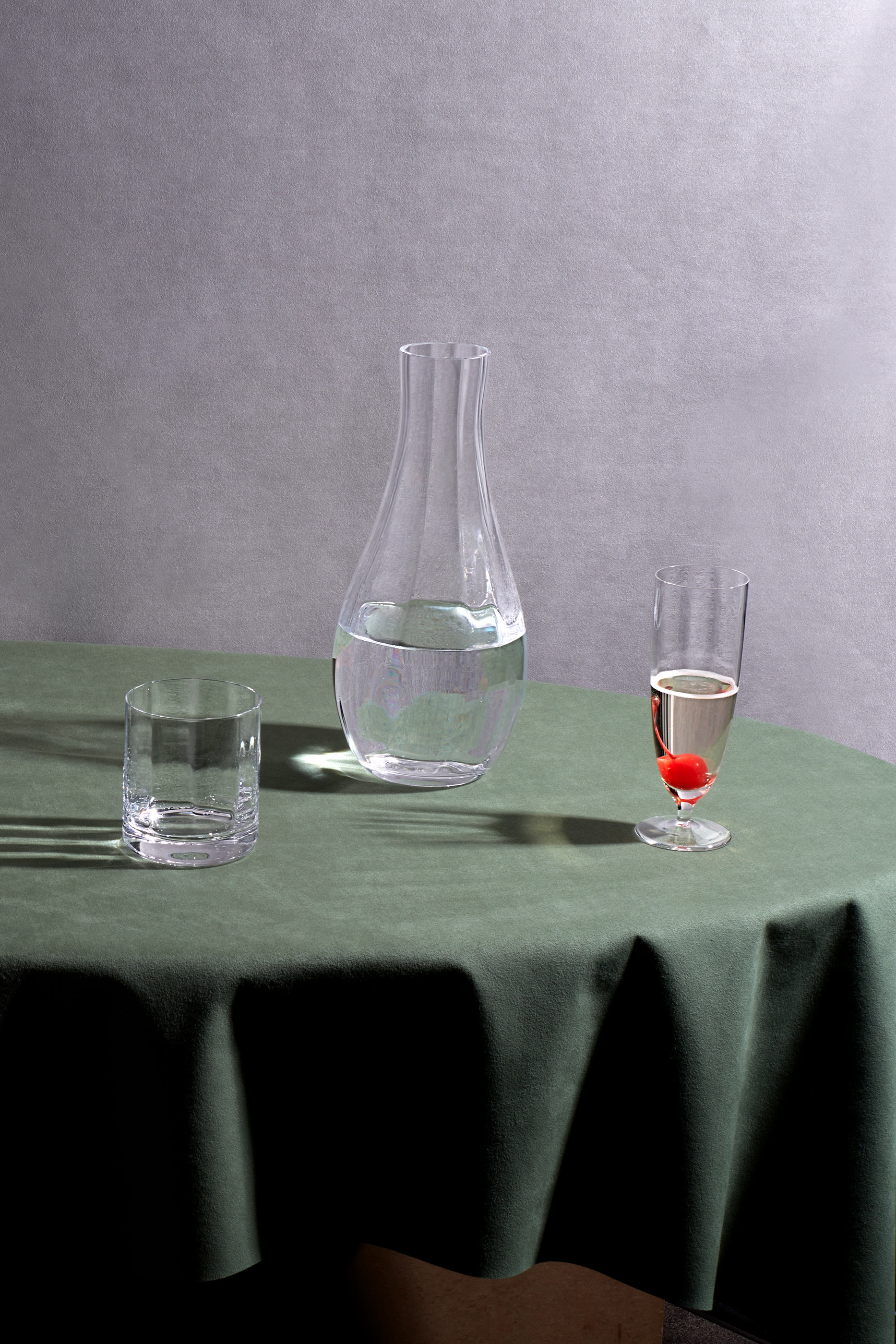 طقم كؤوس إيريس بتصميم كلاسيكي، قطعتين