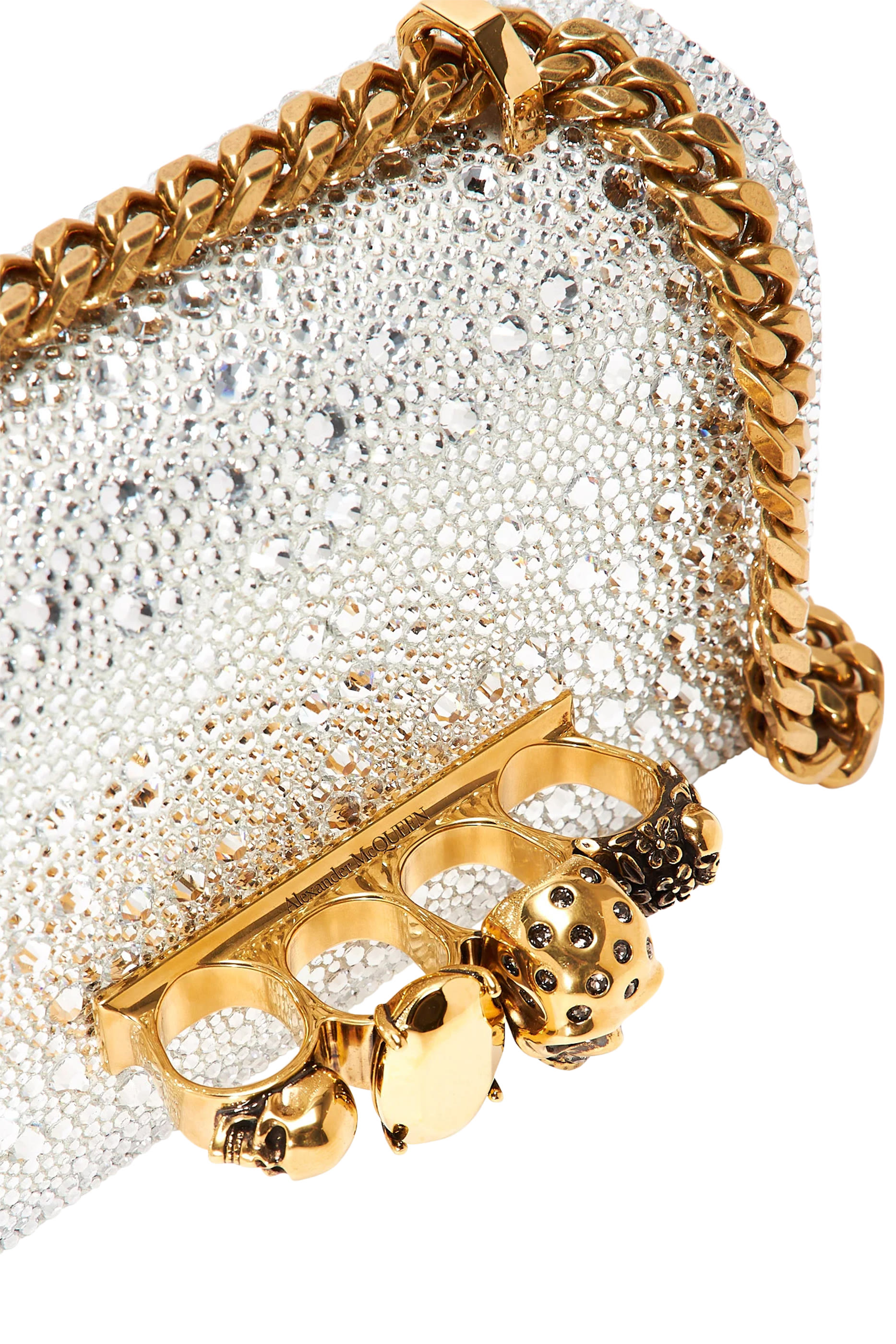 حقيبة ساتشل صغيرة مرصعة بأحجار