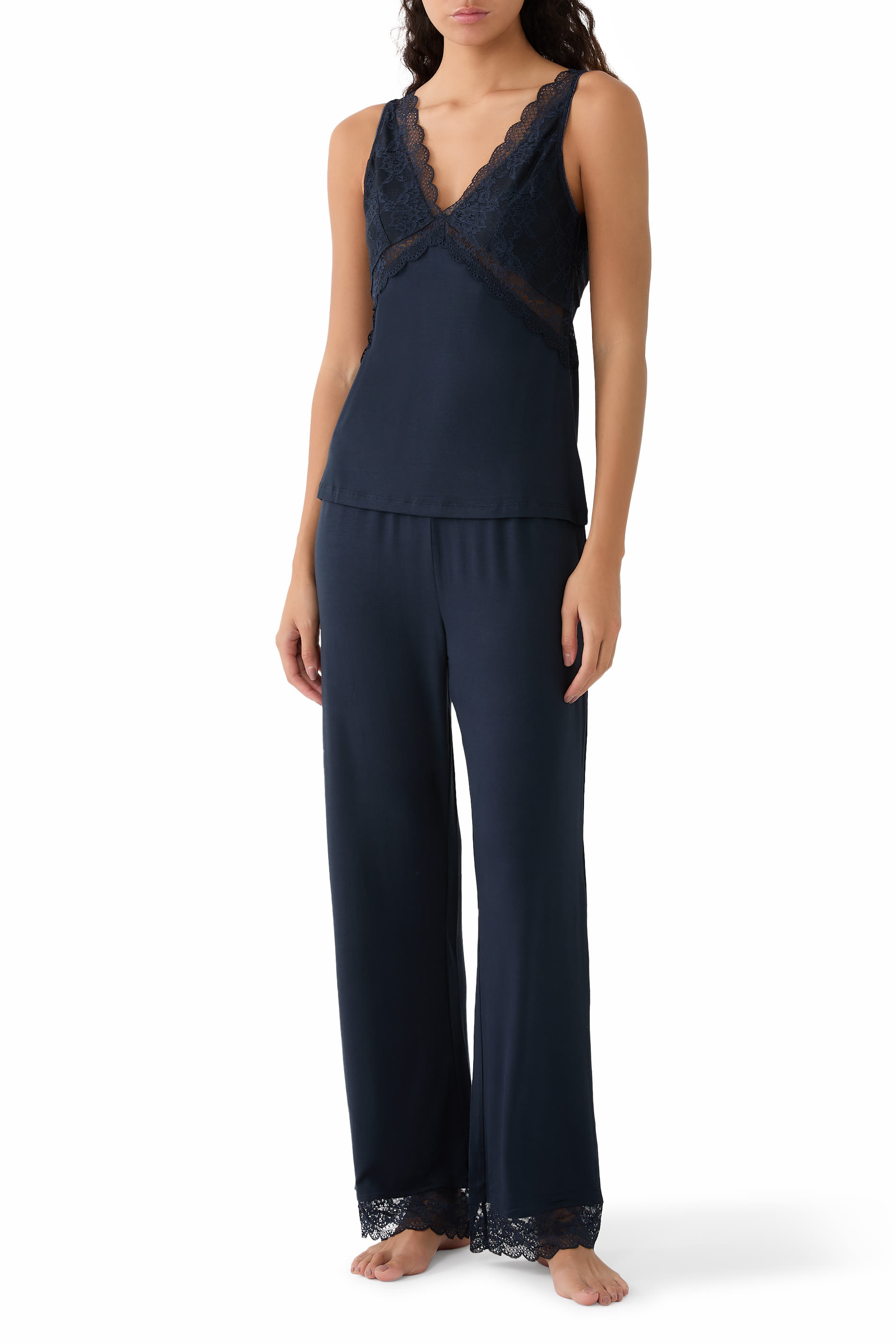 طقم بيجامة كاميسول بحواف دانتيل فينتج جيرسيه