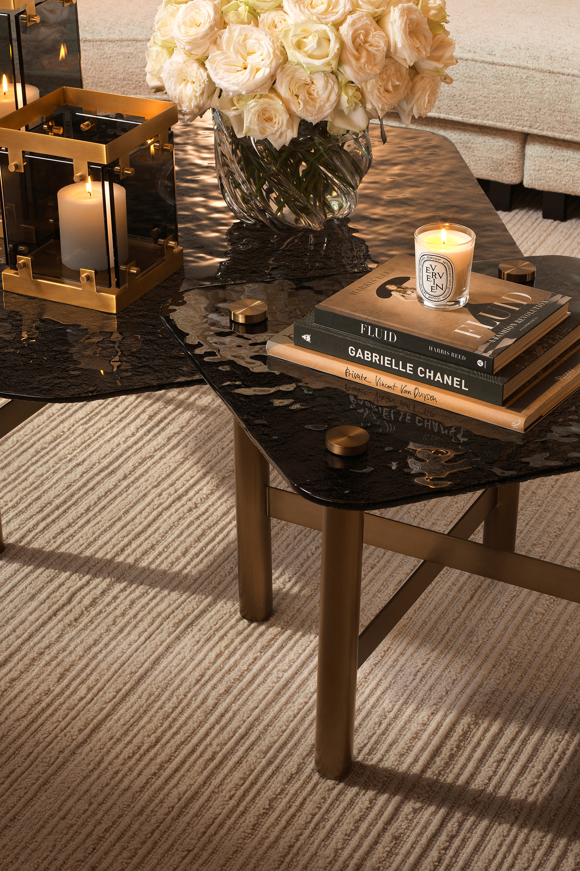 طاولة جانبية كورتيس