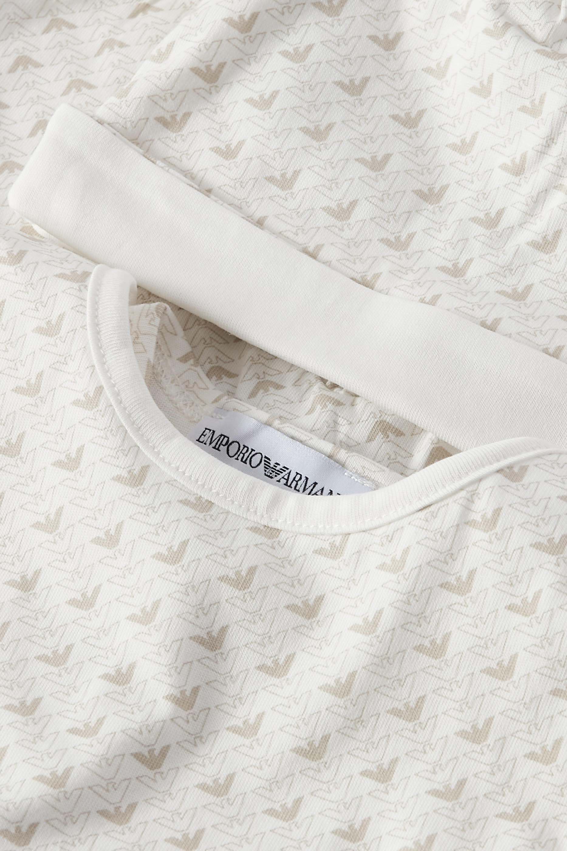 طقم بيجاما بنقشة شعار الماركة للأطفال