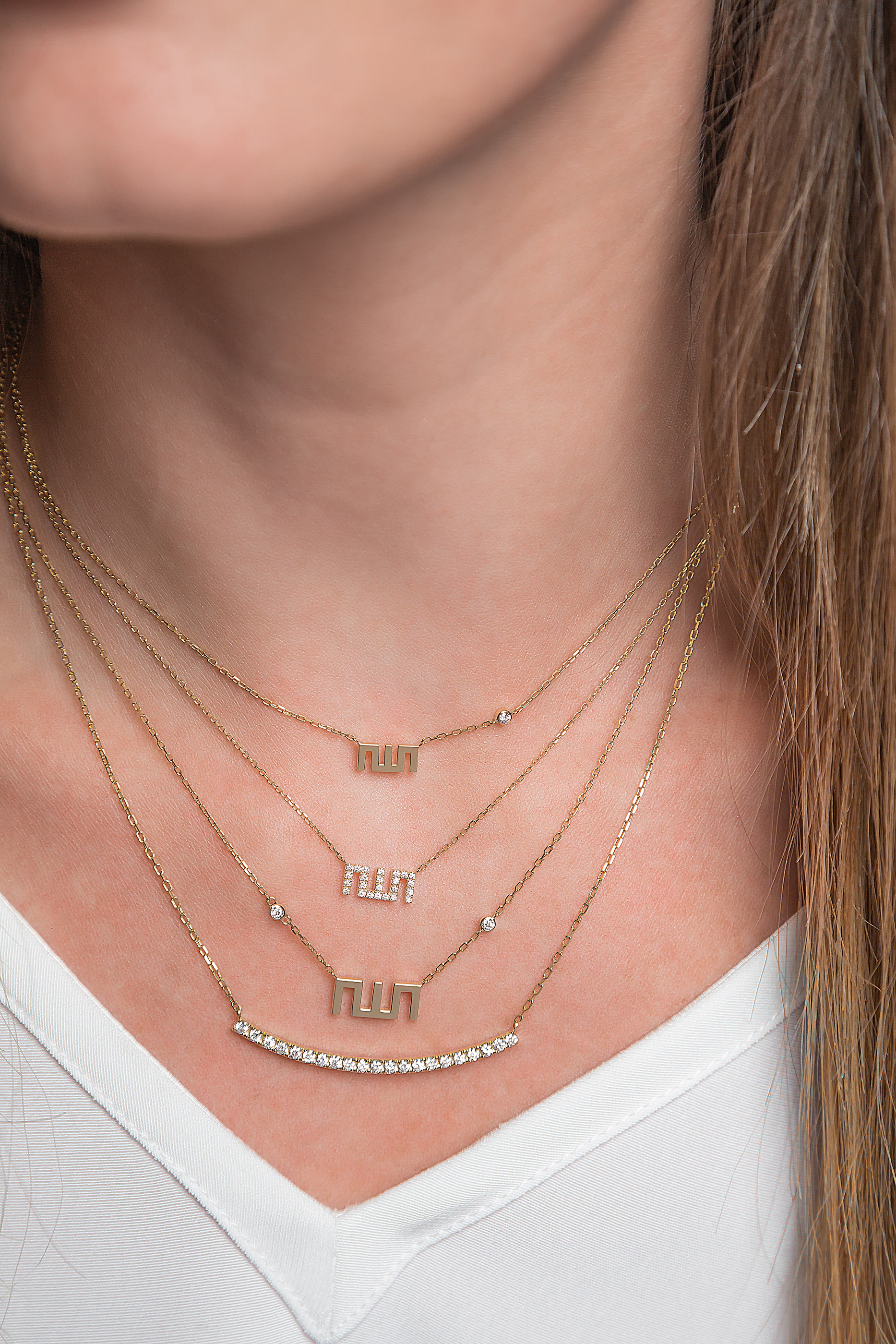 قلادة بدلية بتصميم لفظ الجلالة مقاس XS مرصعة بالماس ذهب أصفر عيار 18