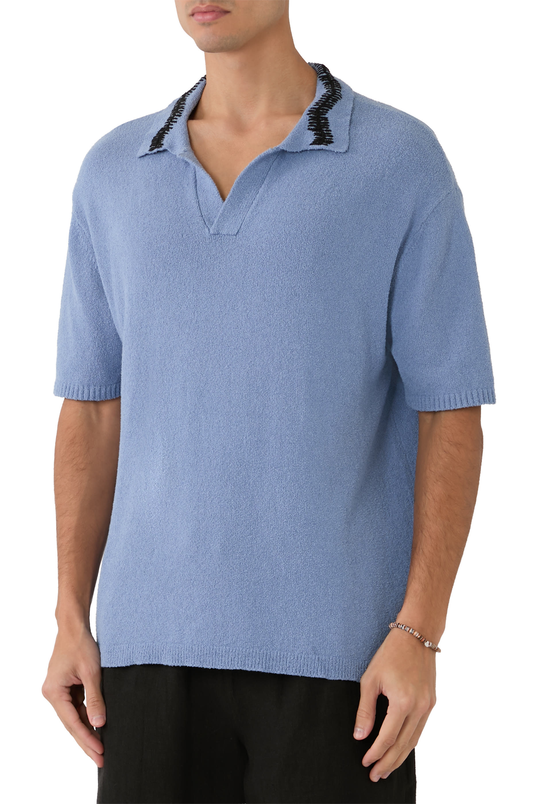 قميص بولو بياقة منسوجة يدويا كروشيه