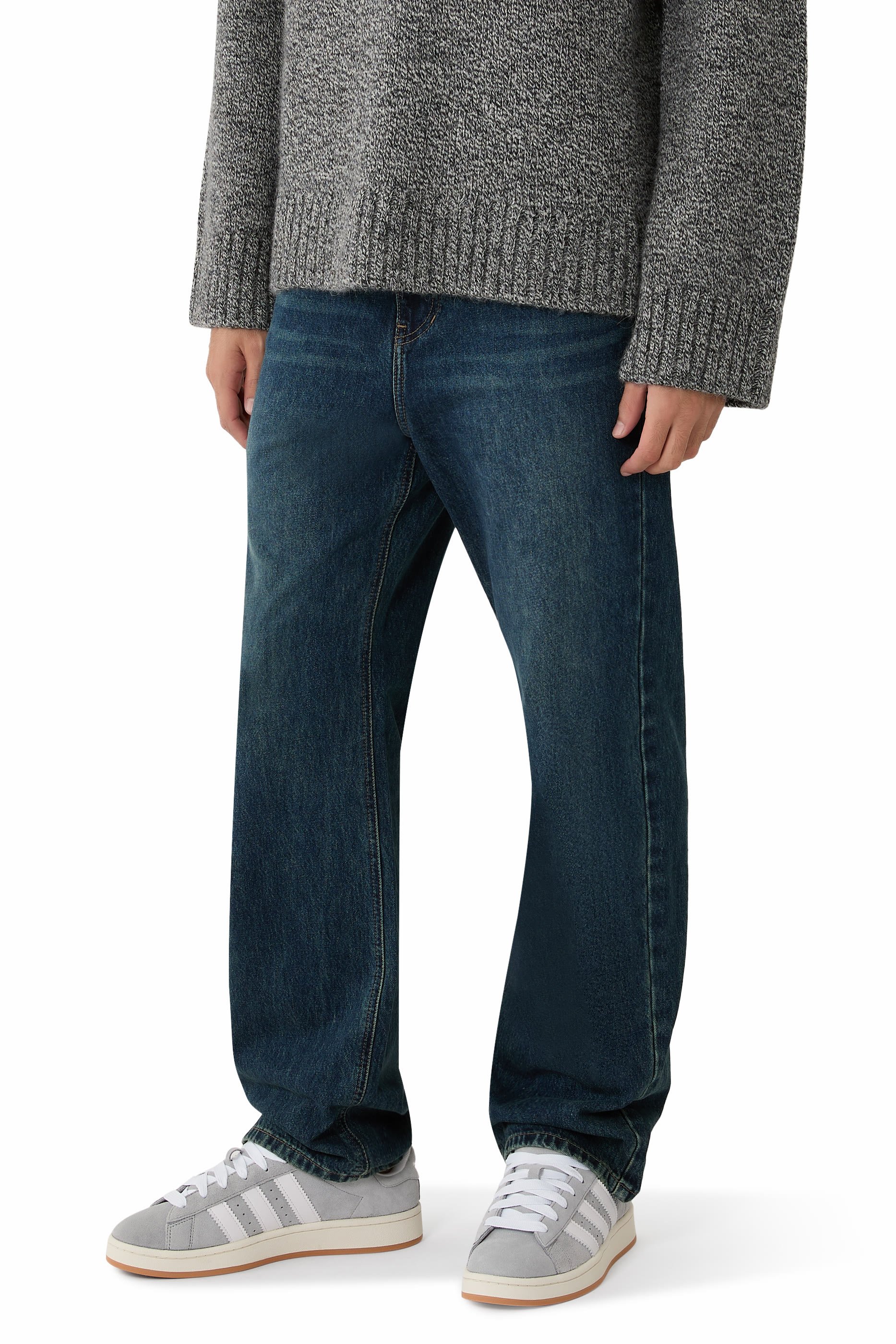 سنيكرز كامبس 00 اس