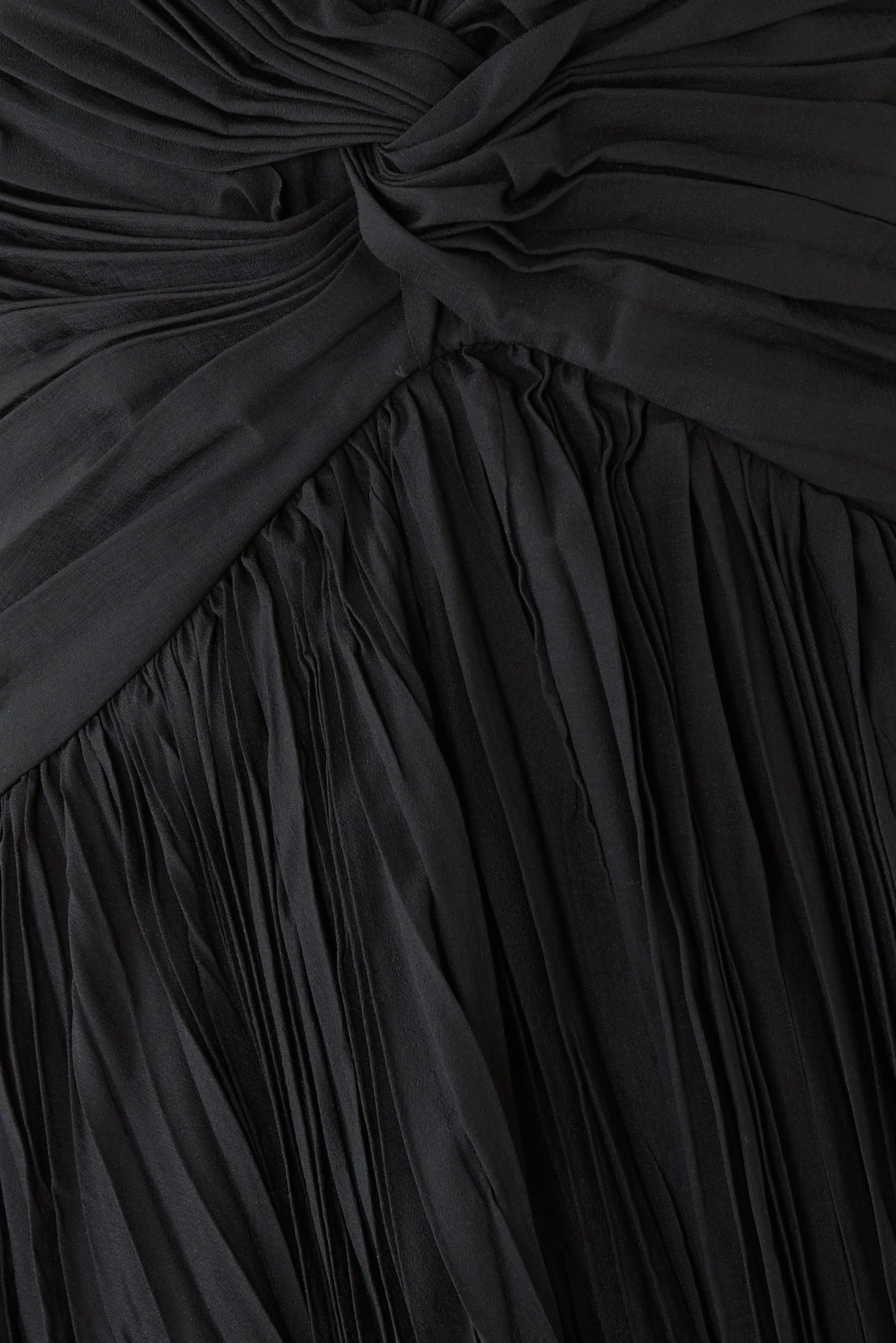 ستان برودهاي طويل بظهر مفتوح