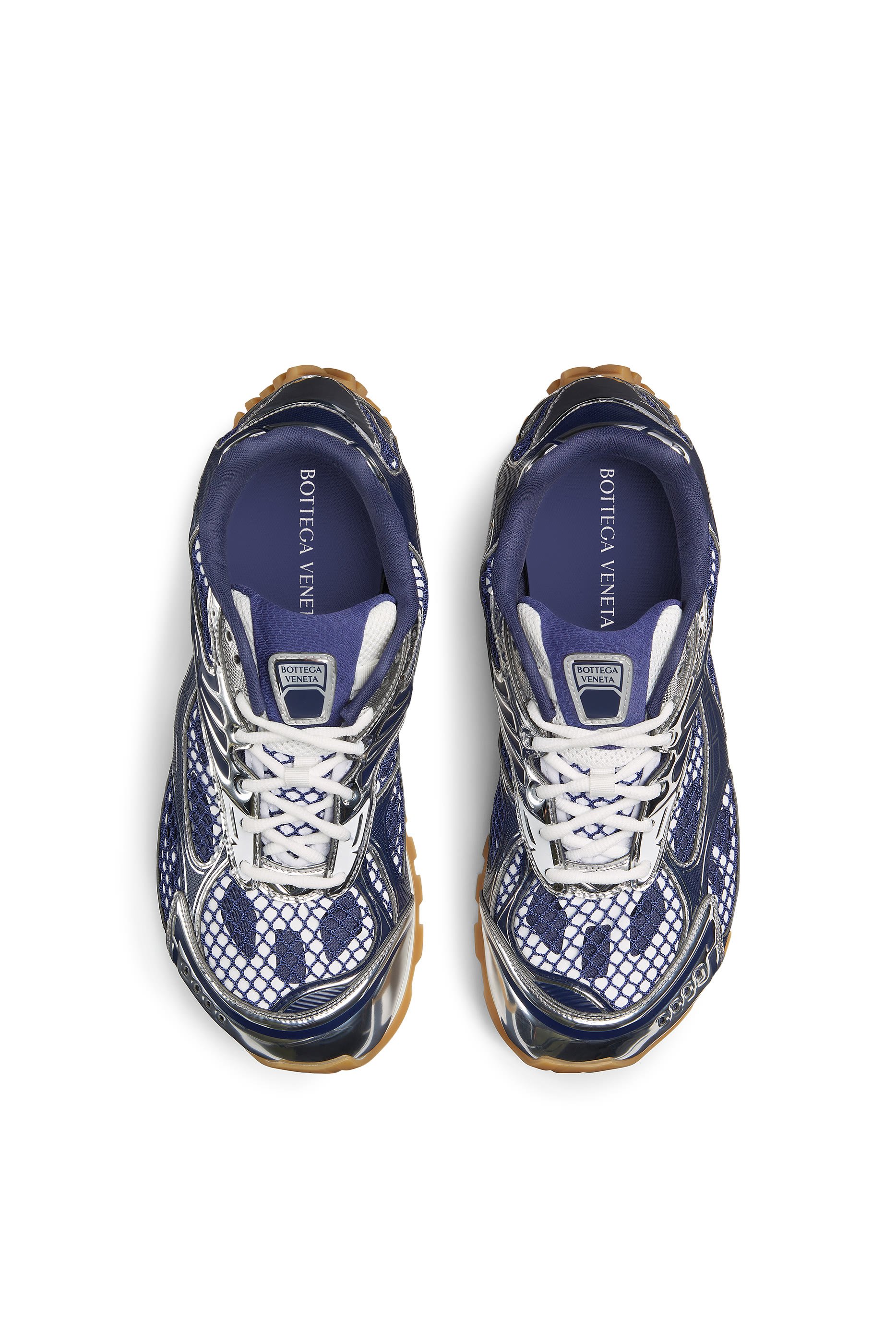 سنيكرز أوربيت