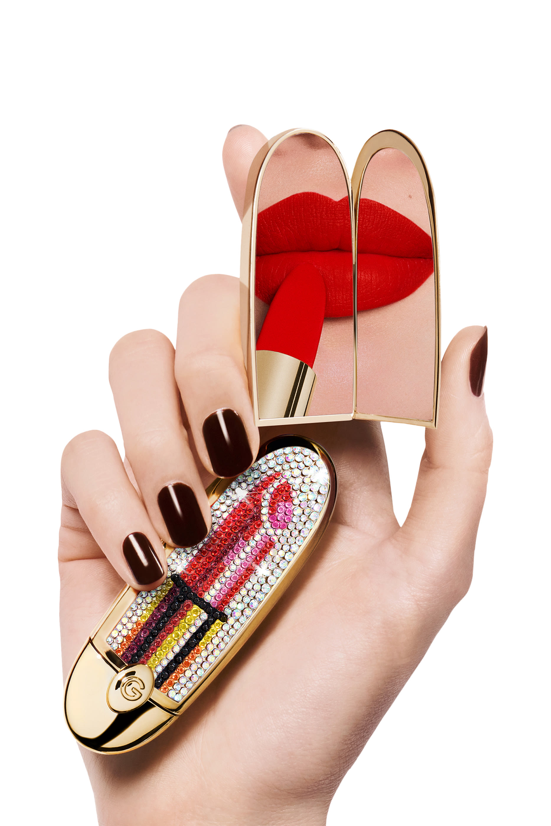 علبة أحمر شفاه روج جي فائق العناية بالشفاه