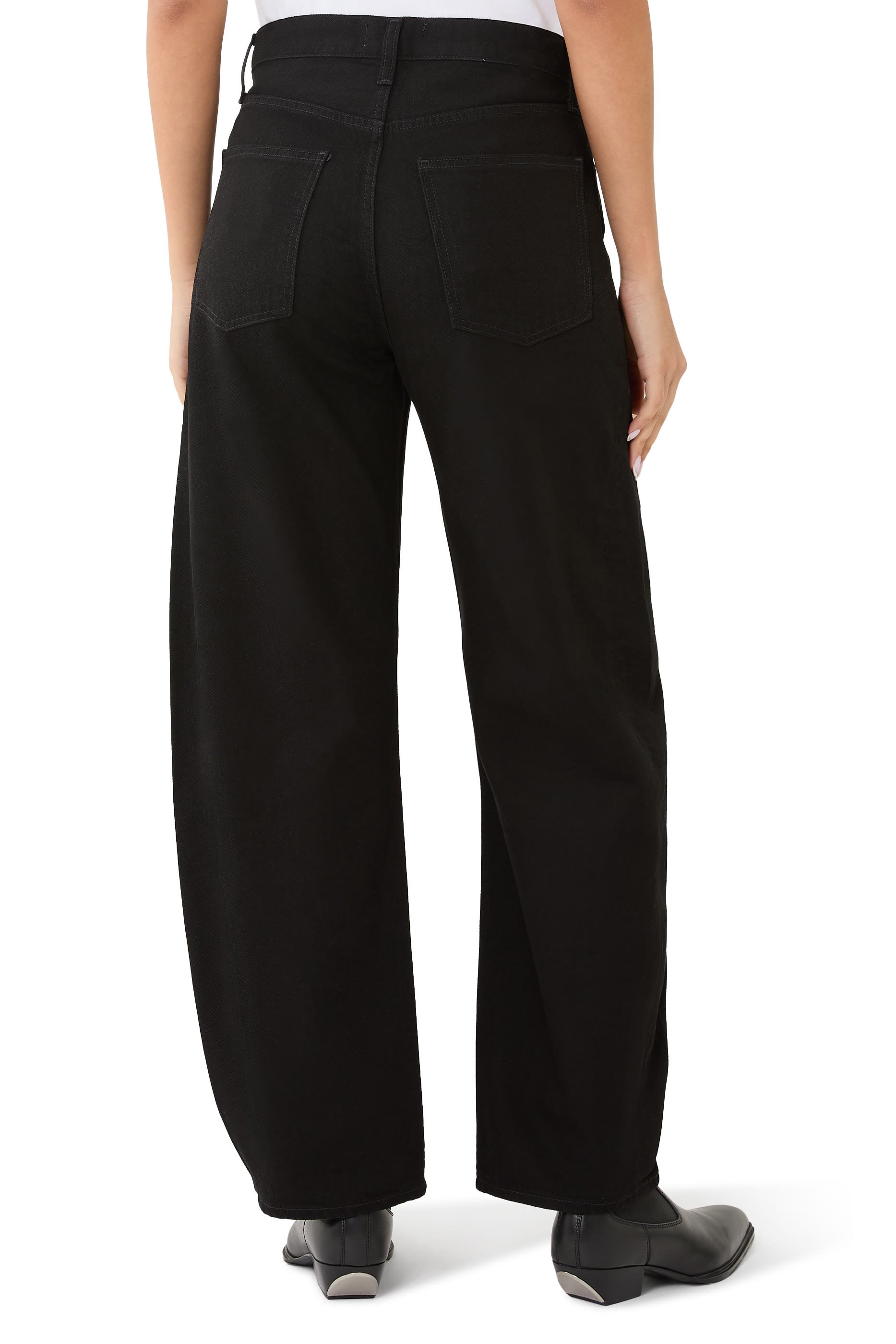 بنطال جينز لونا بخصر مرتفع وقصة مدببة