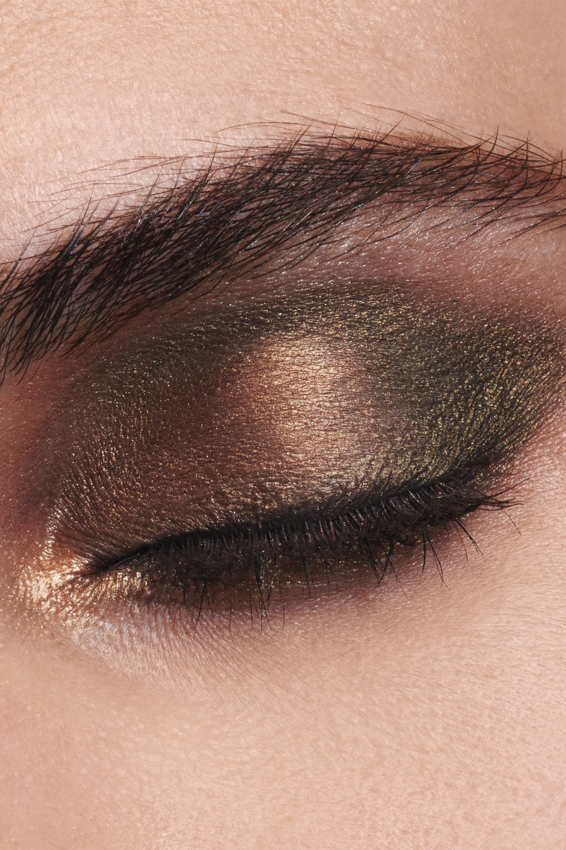 لوحة ظلال عيون بأربعة ألوان كريمية