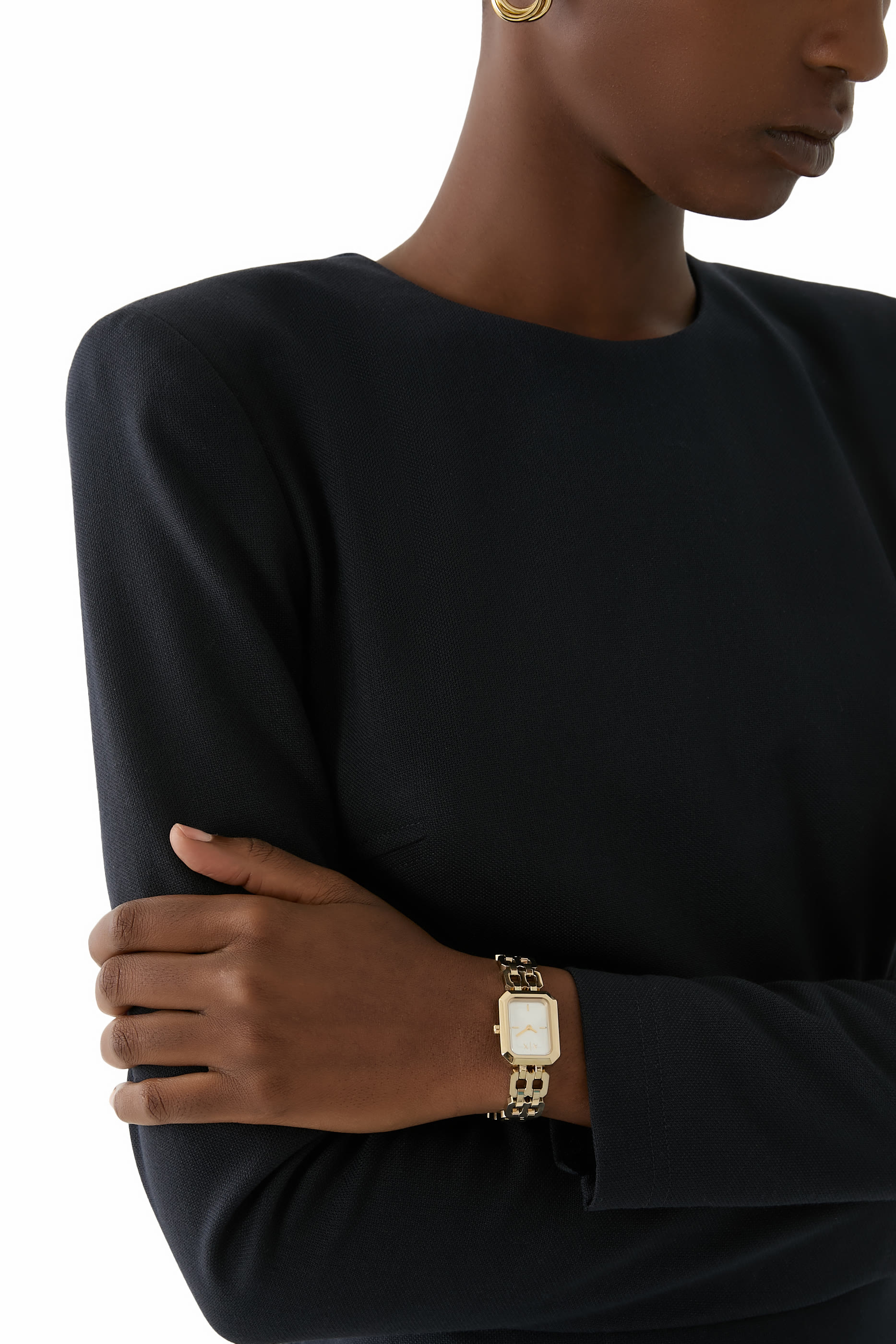 ساعة بعقربان ستانلس ستيل بلون ذهبي