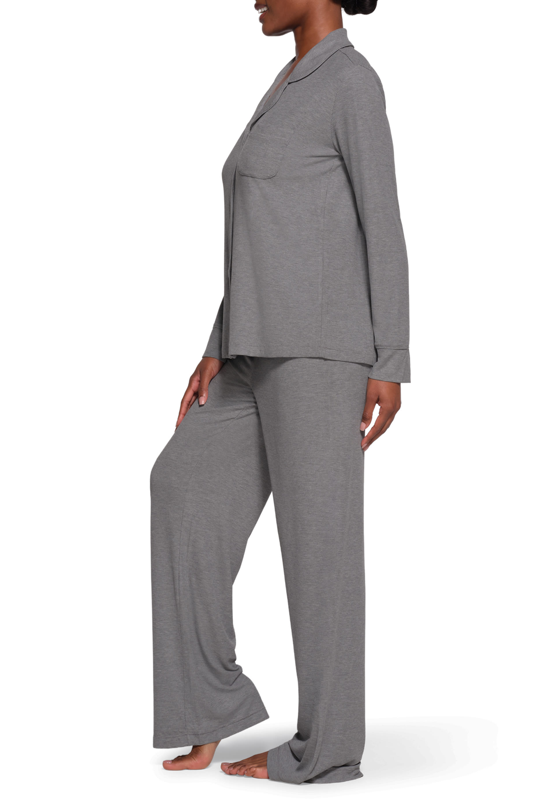 طقم نوم لونج ناعم