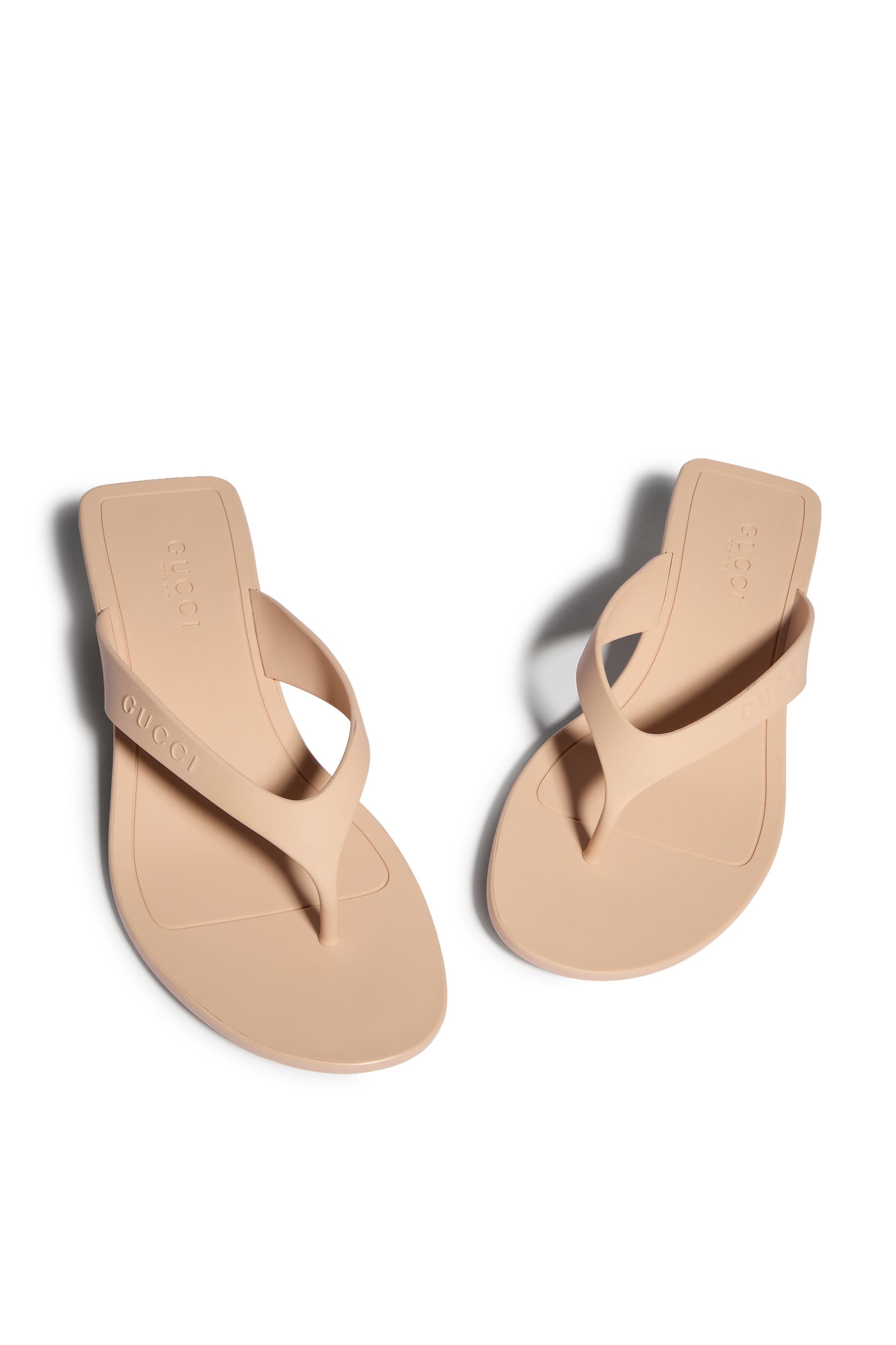 حذاء فيتوريا مفتوح من الخلف بتصميم ثونج