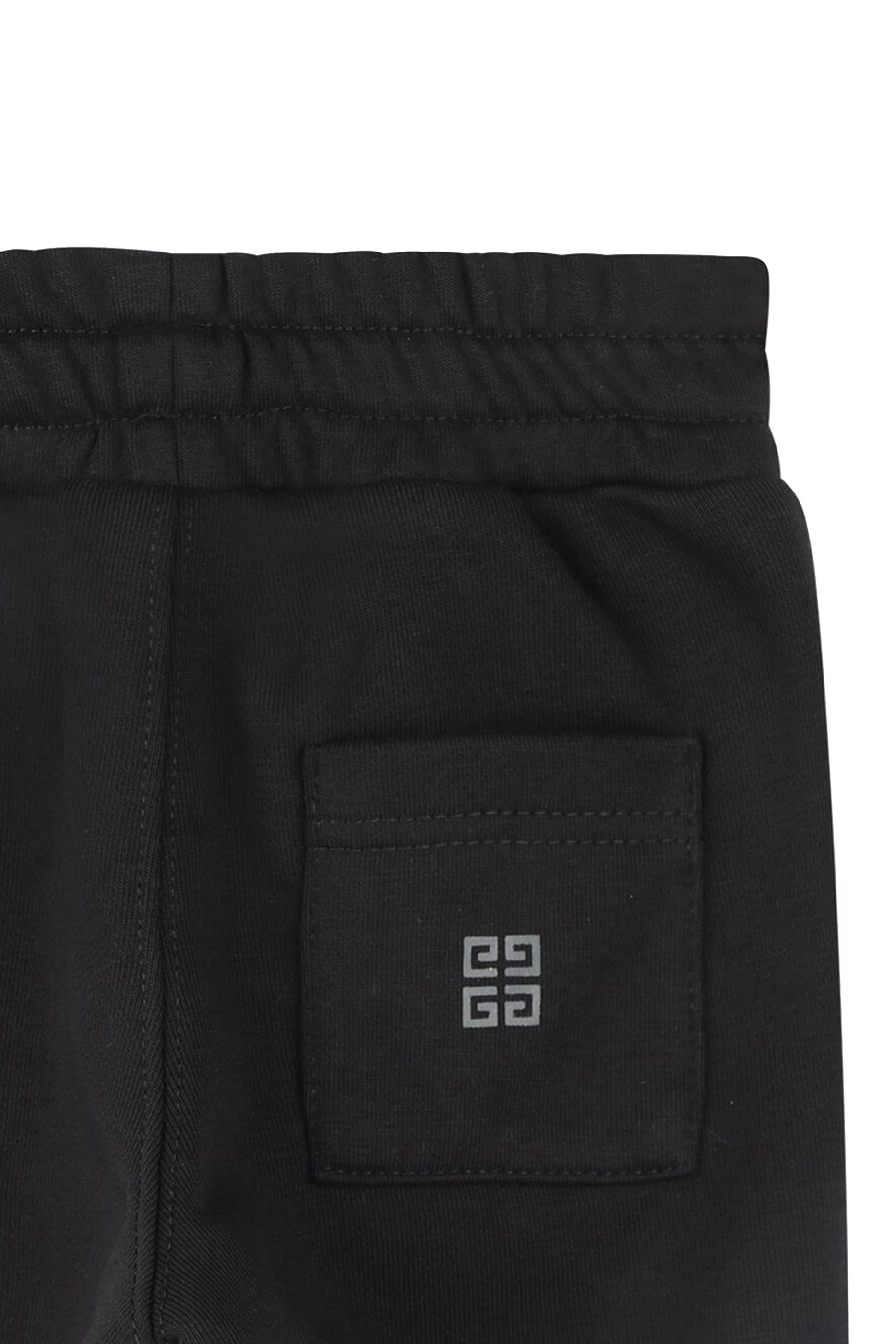 بنطال بشعار الماركة للأطفال