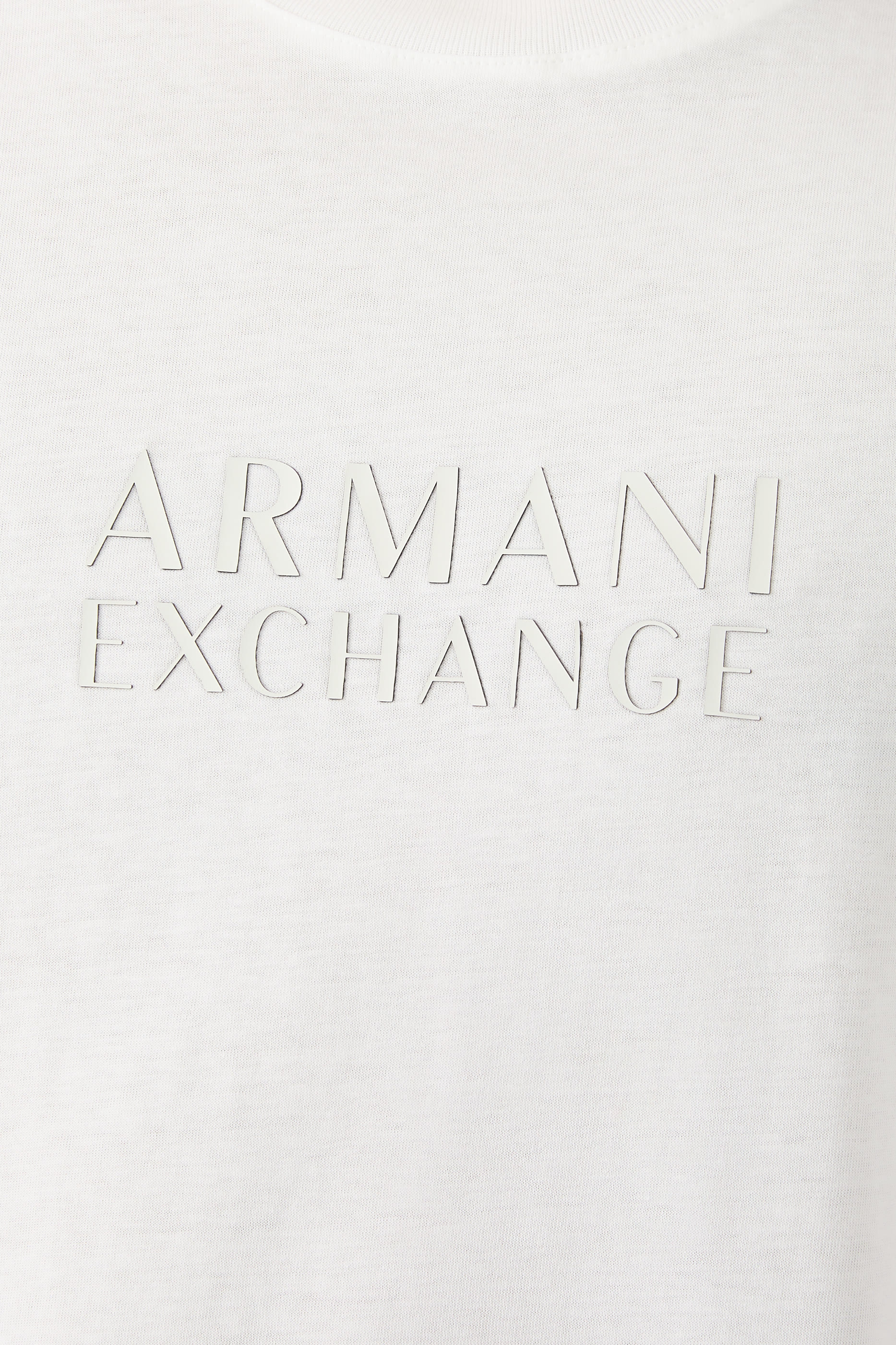 تيشيرت ذا جريد بحروف شعار الماركة