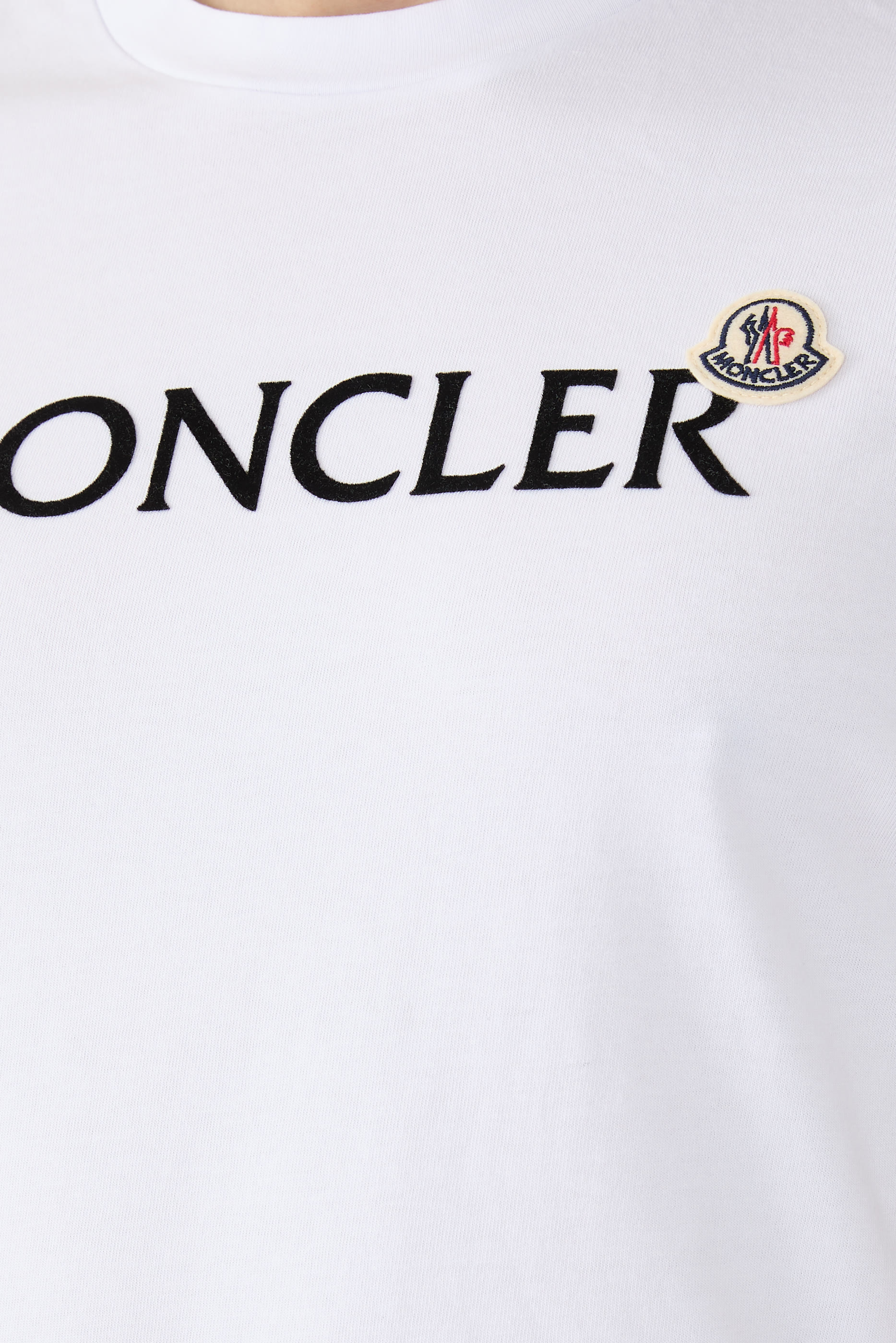 تيشيرت بشعار الماركة قطن