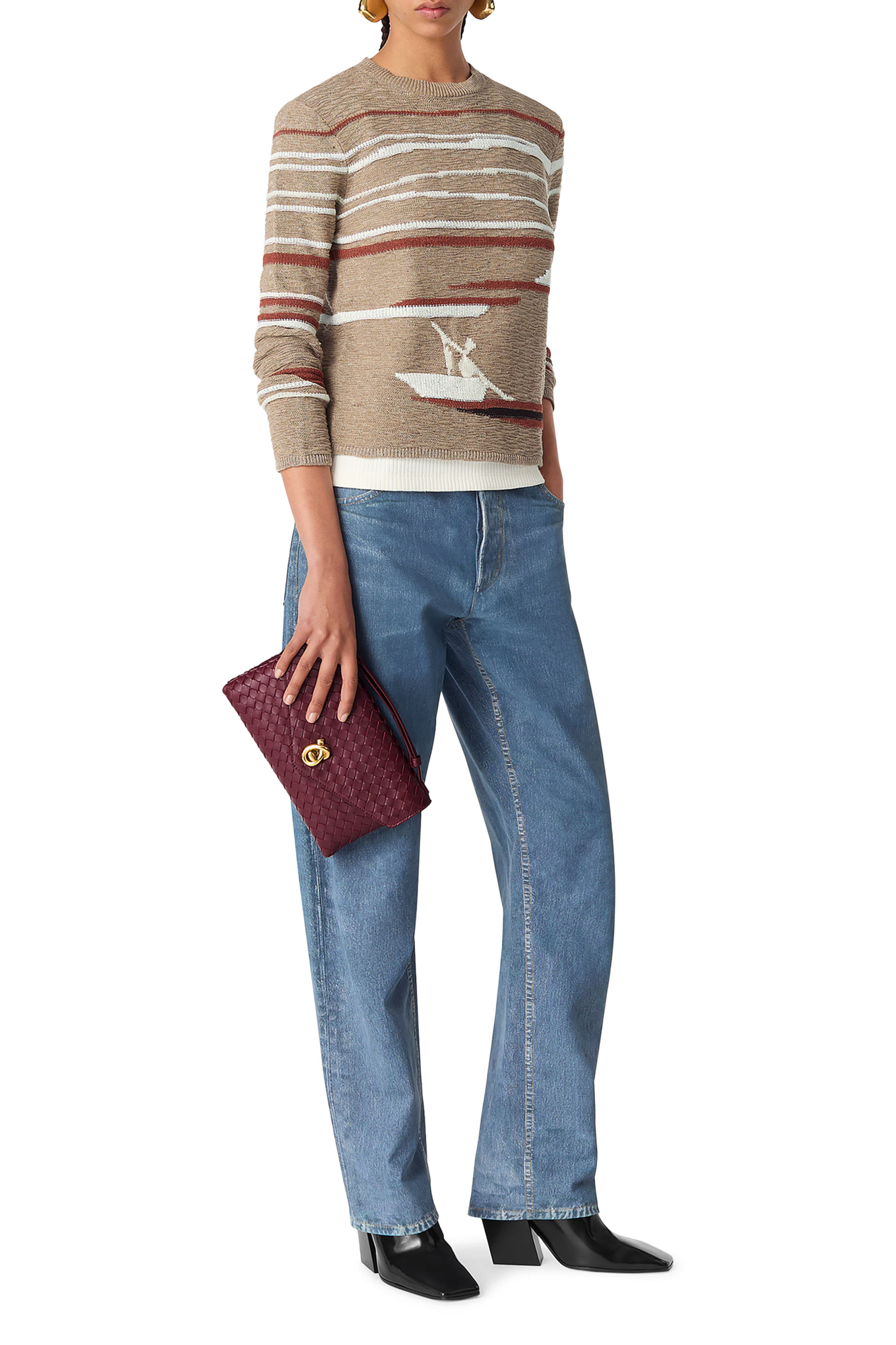 حقيبة بقفل بتصميم عقدة