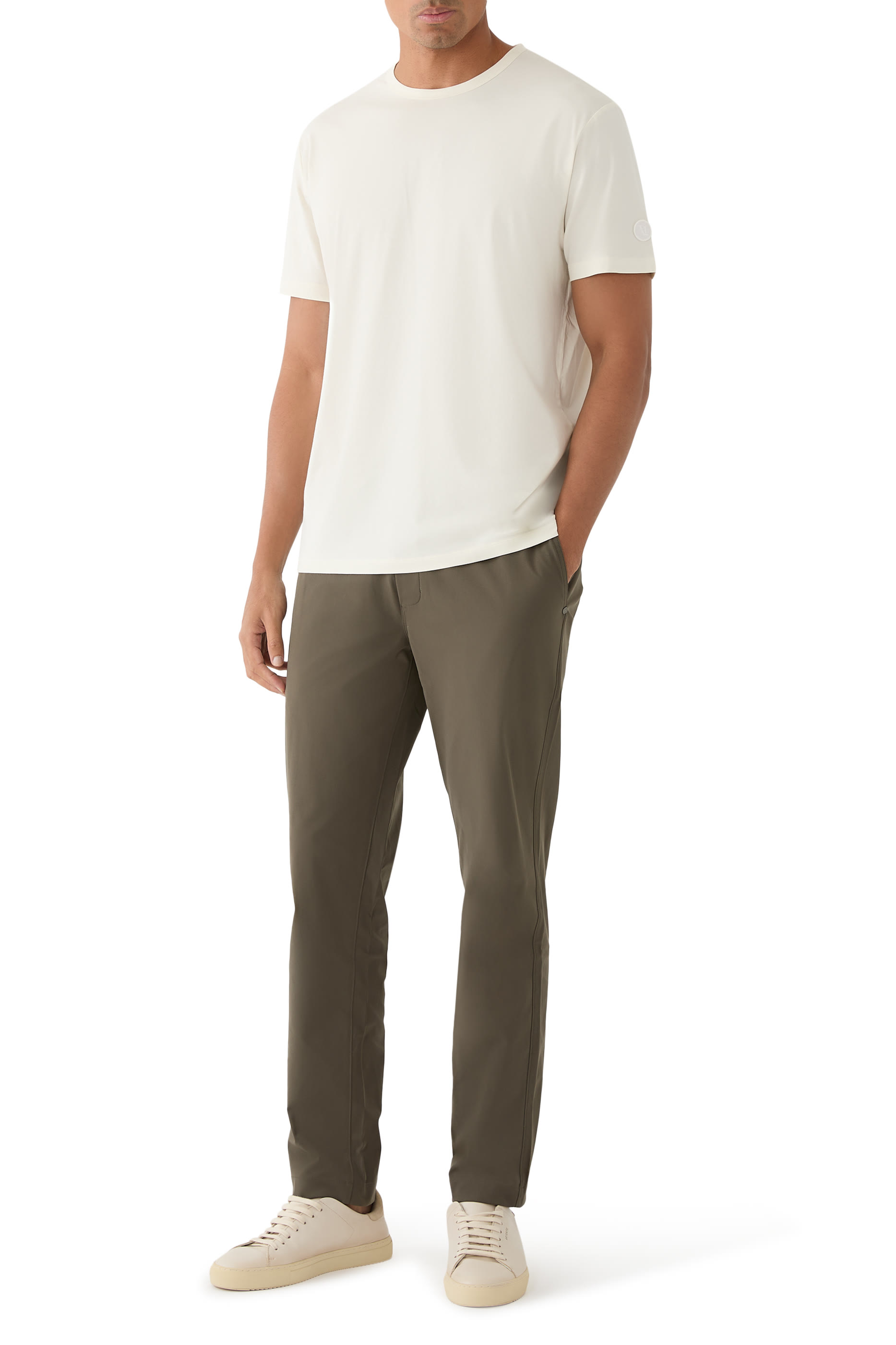 تيشيرت فيذر بأكمام قصيرة