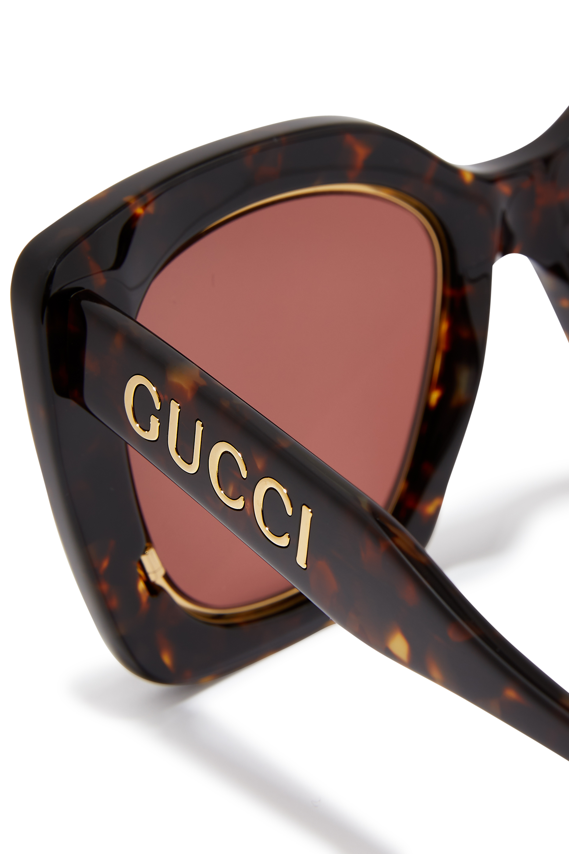 نظارة شمسية بإطار مربع كبير