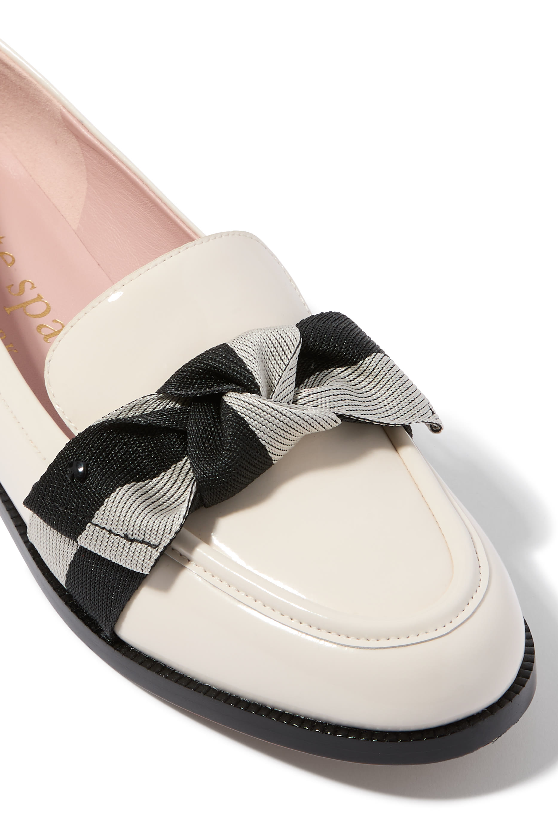 حذاء ليندرا سهل الارتداء