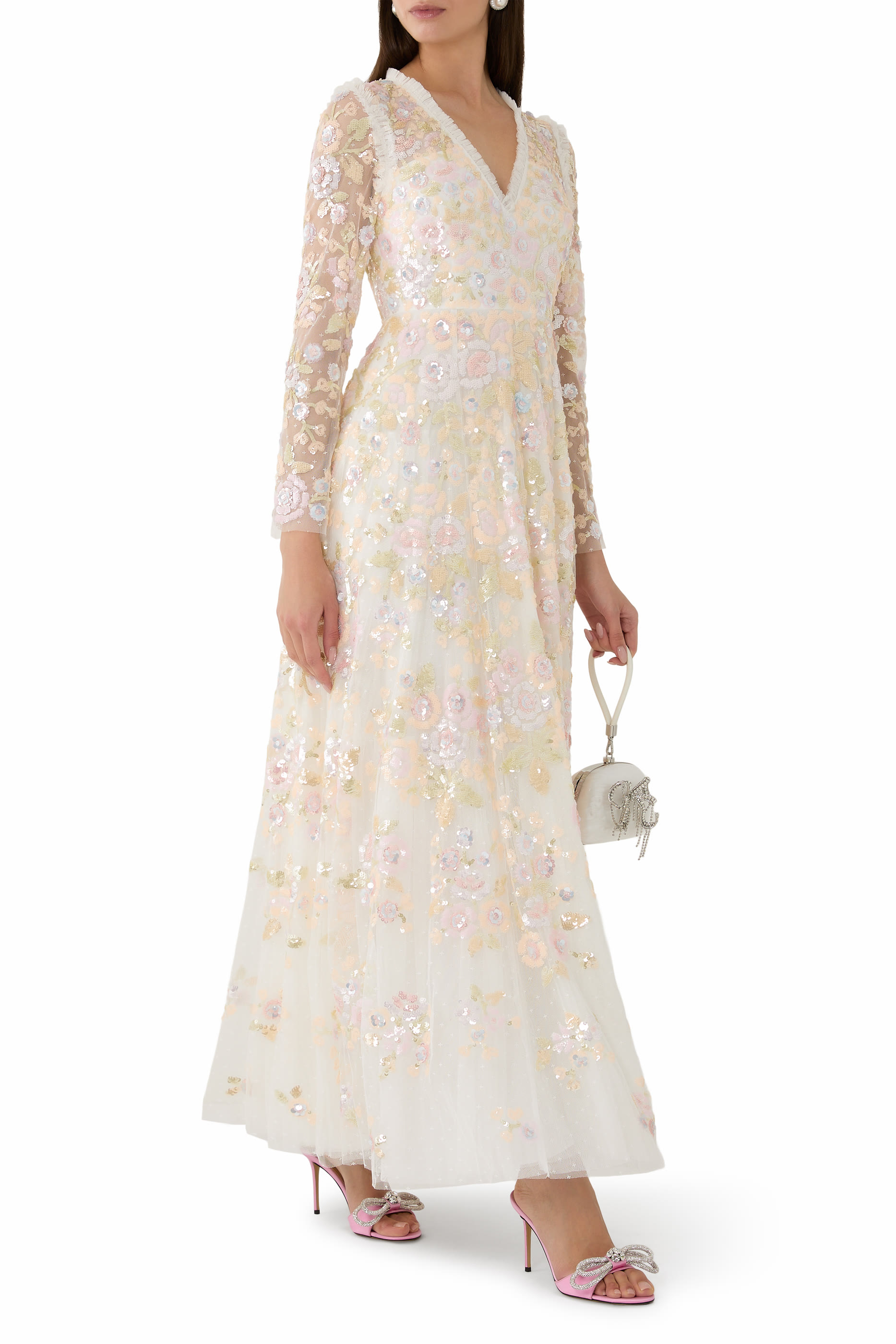 فستان سهرة براديس بياقة V وترتر