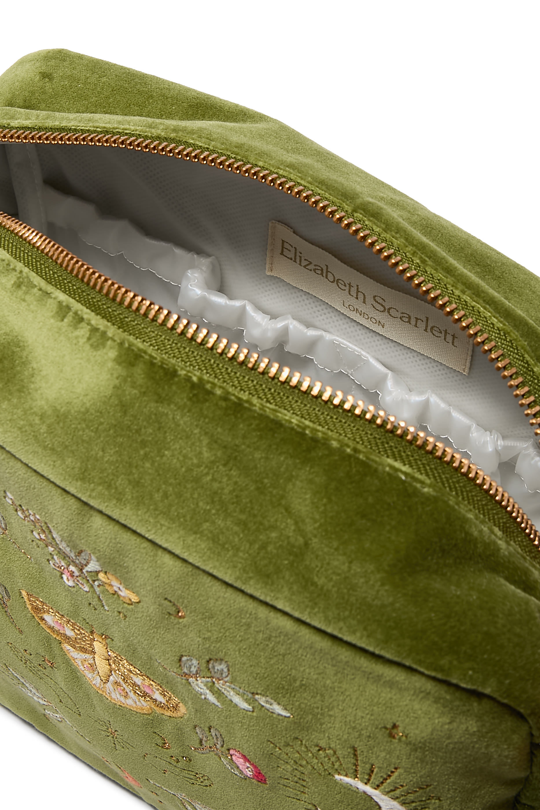 حقيبة مستحضرات عناية ميدنايت ميستيسيزم