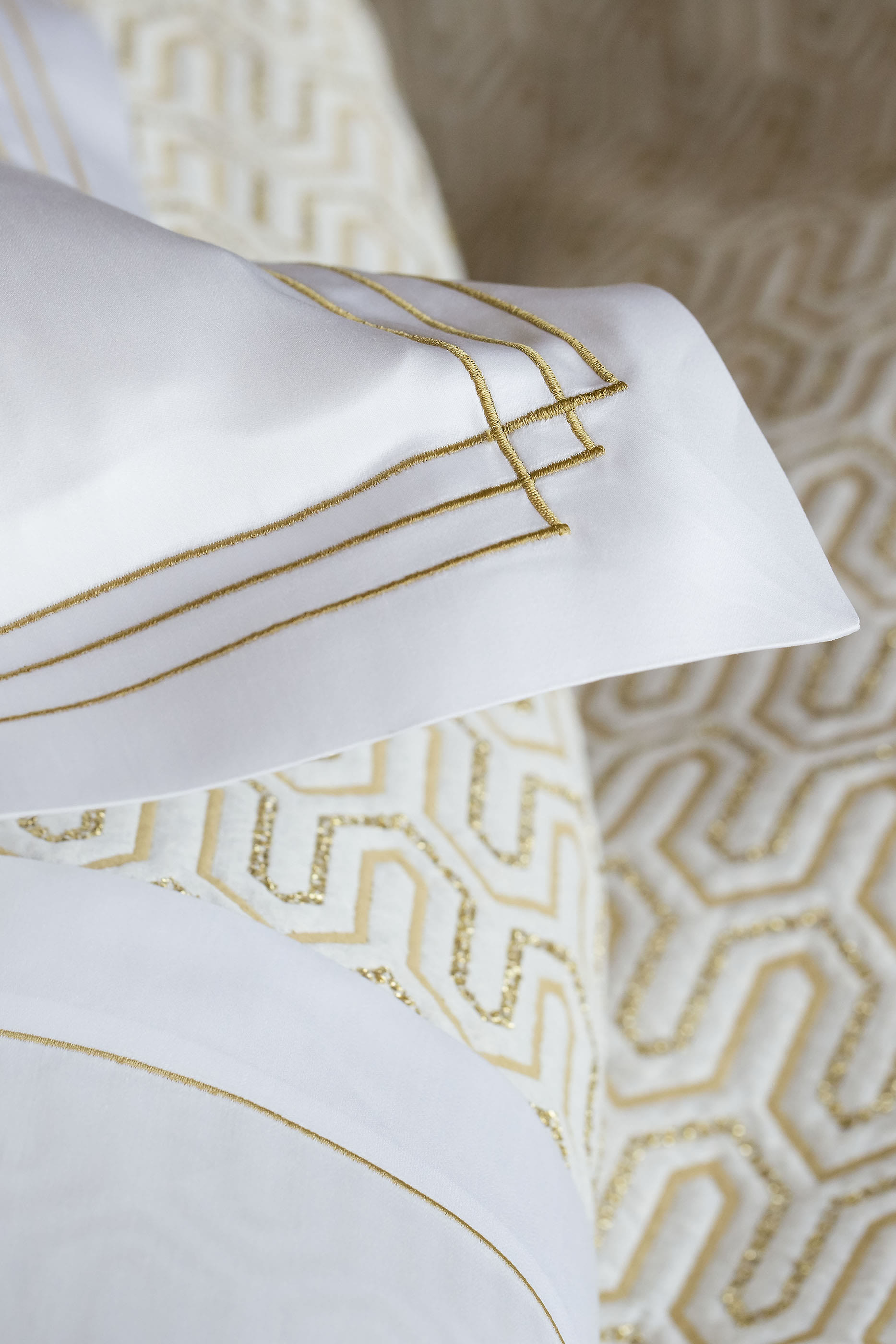 غطاء وسادة كوادرا