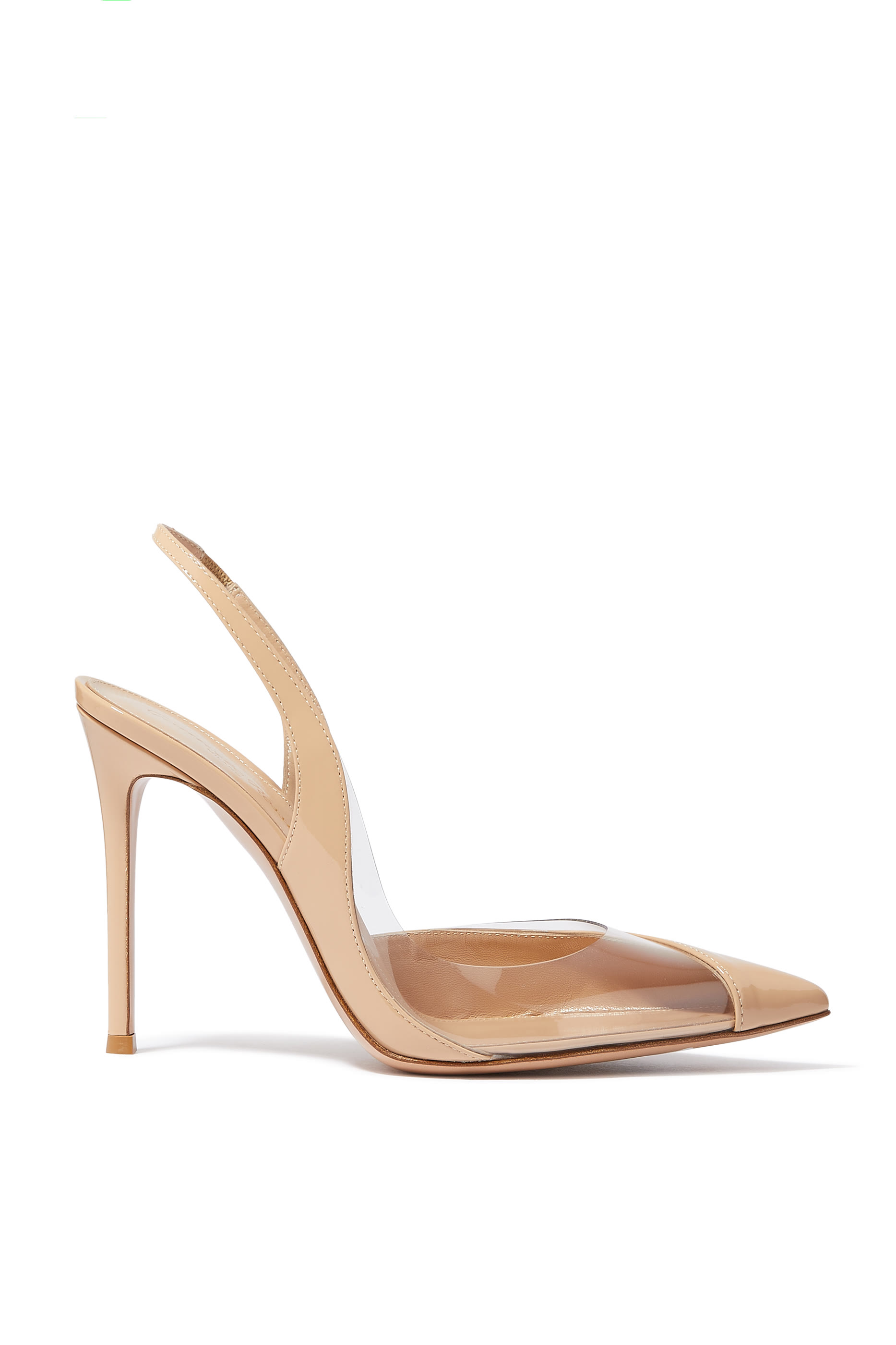 حذاء كلاسيك شفاف بسير خلفي