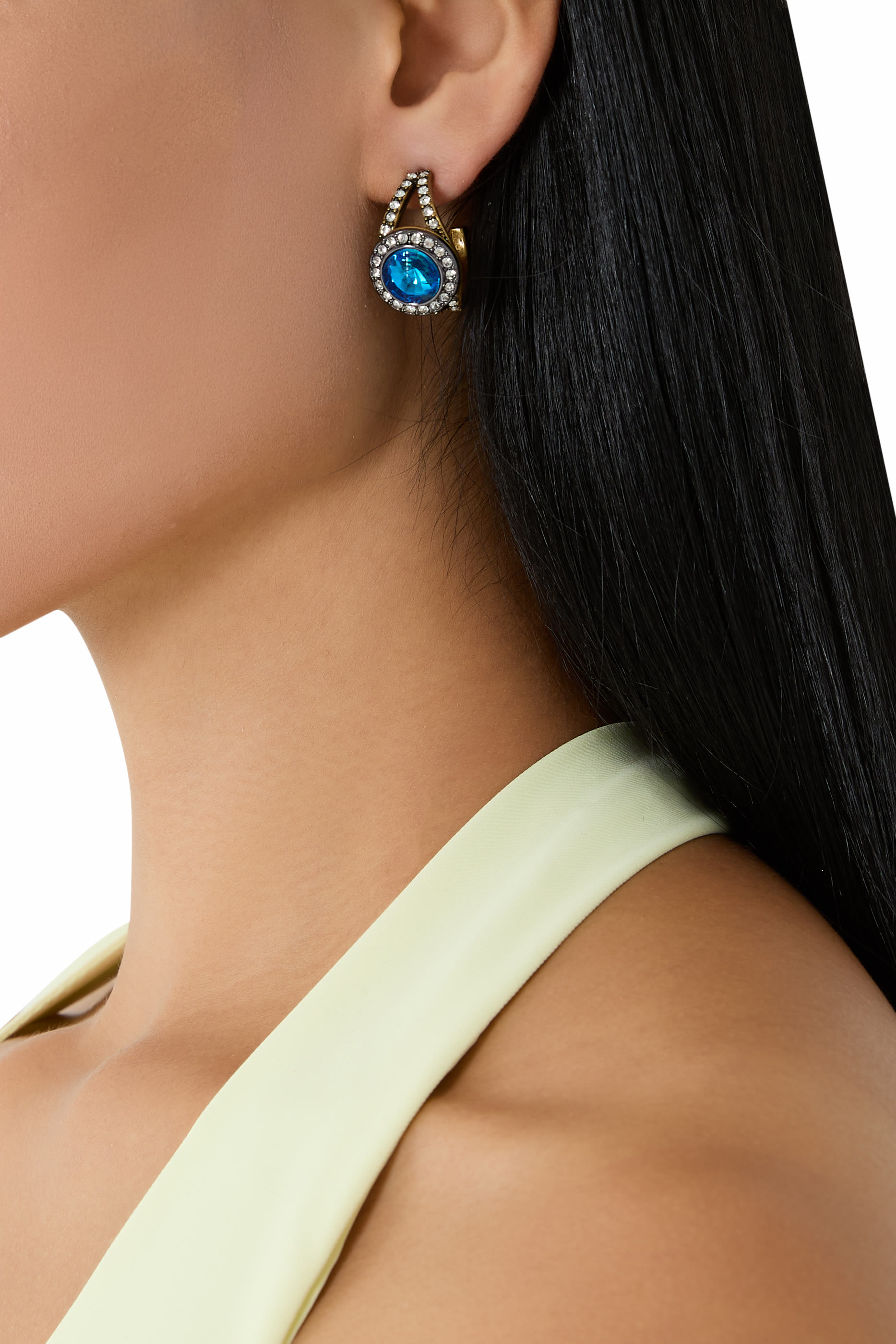 أقراط دائرية أوكتافيا