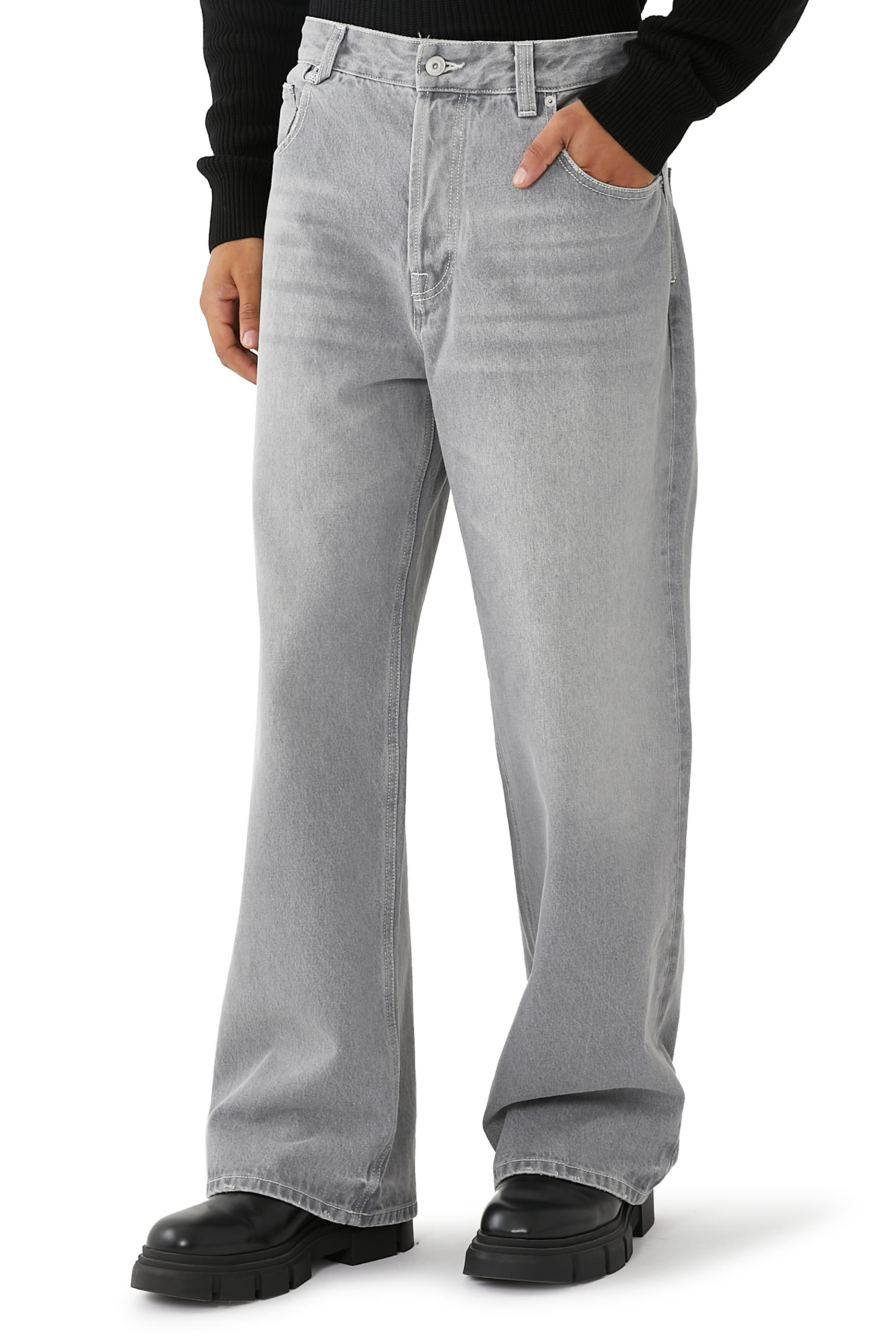 بنطال جينز دينيم بقصة مريحة