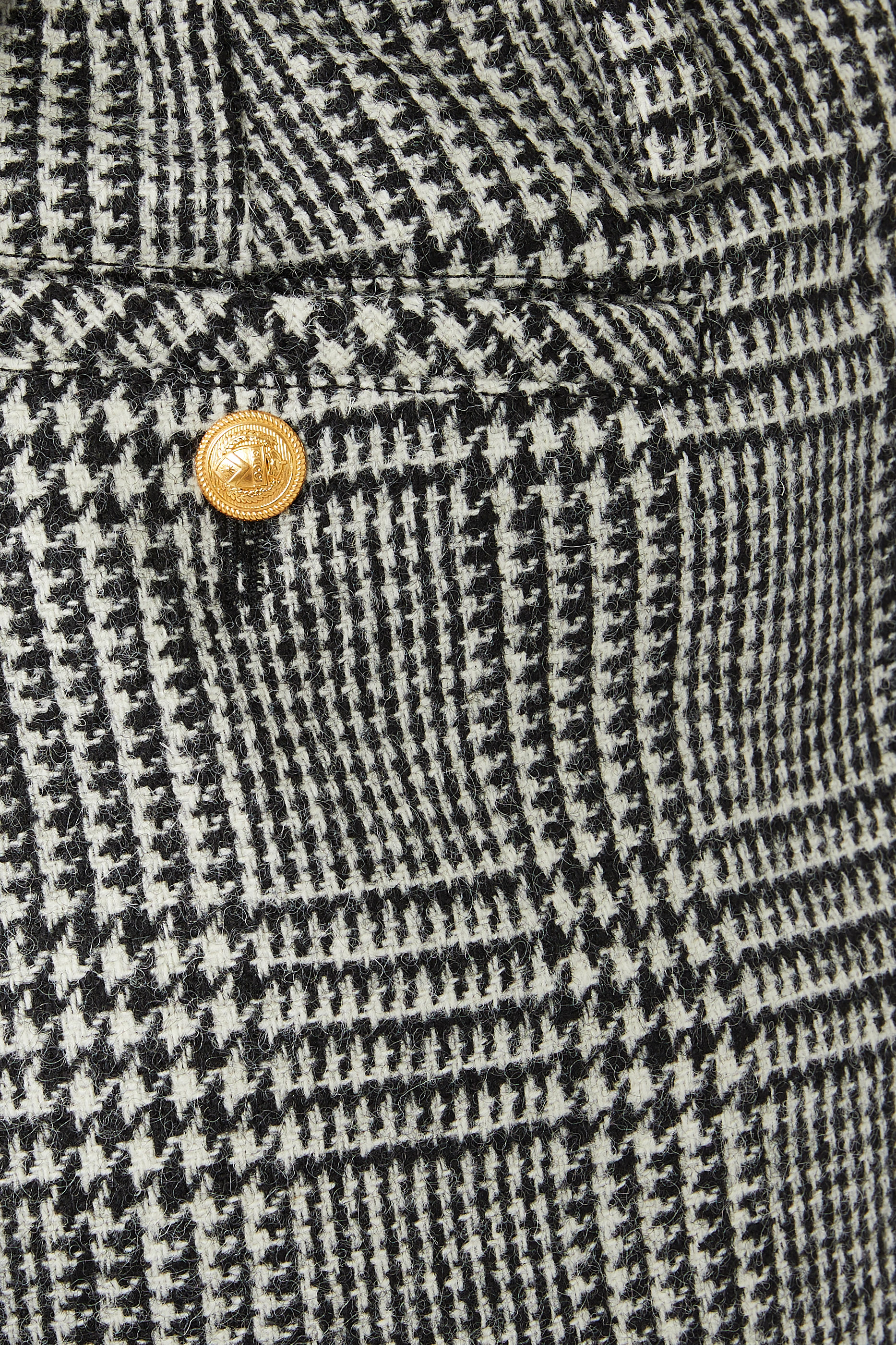 بنطال برنس أوف ويلز