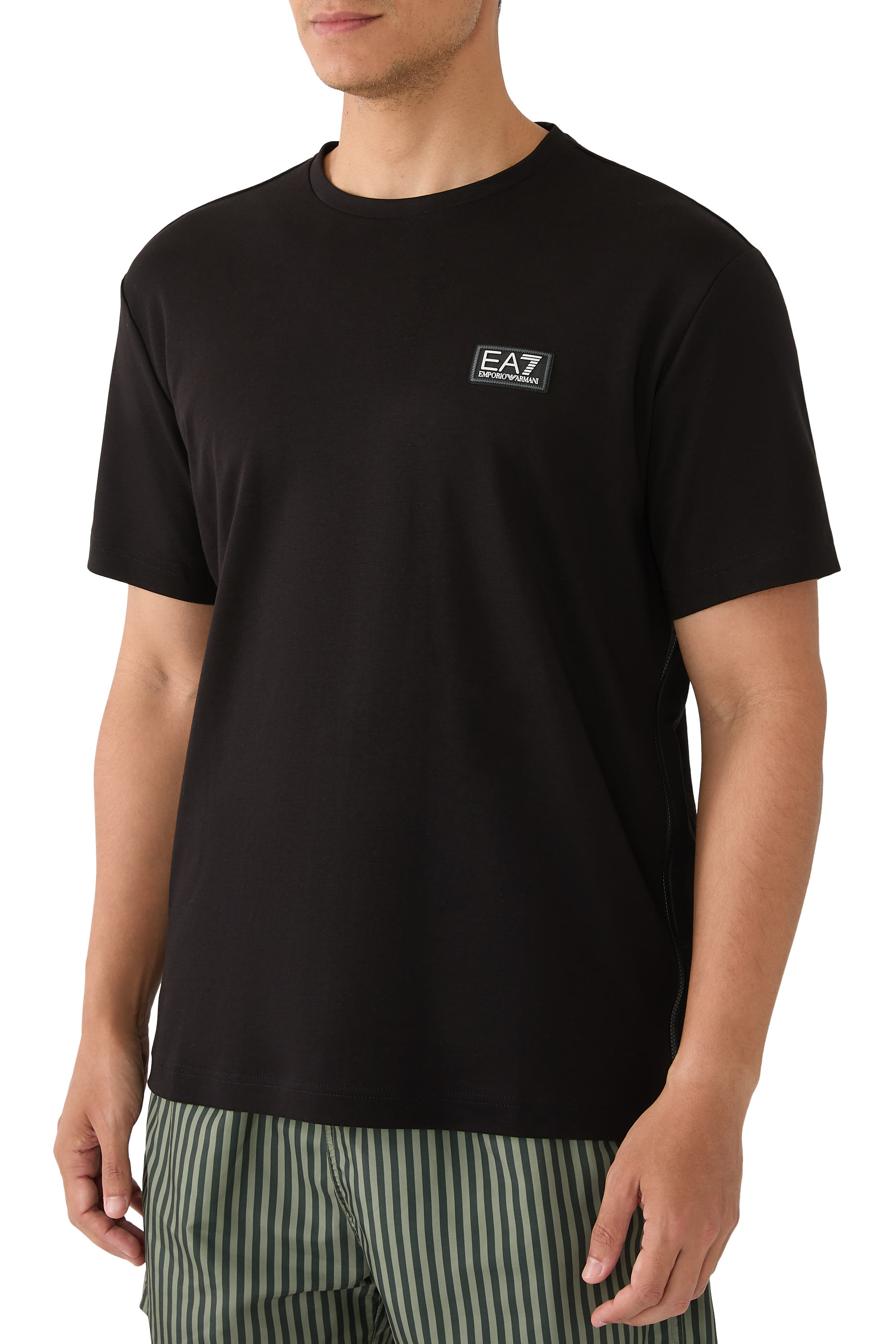 تيشيرت ديناميك أثليت بياقة ضيقة