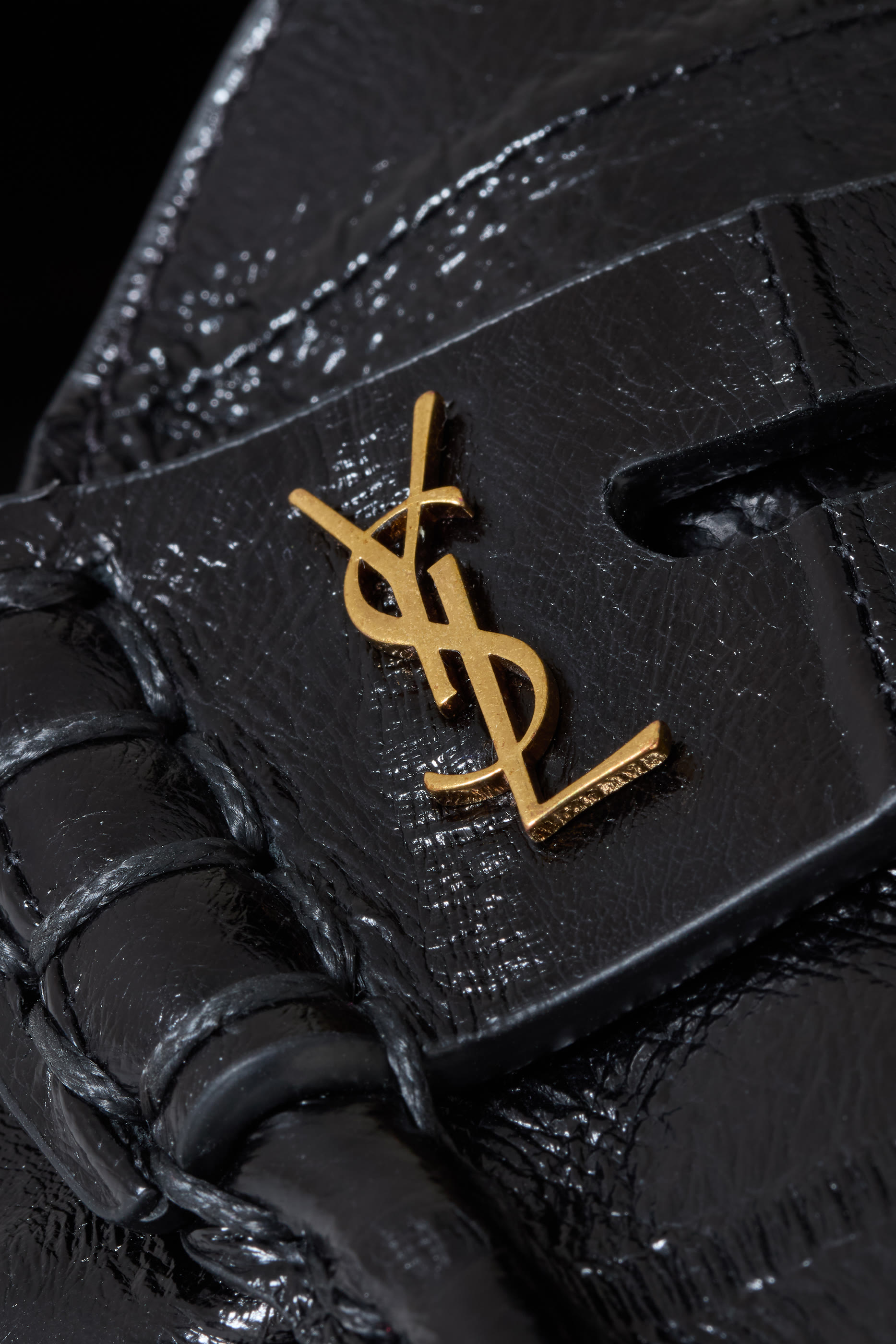 حذاء سهل الارتداء قابل للطي جلد أنقليس