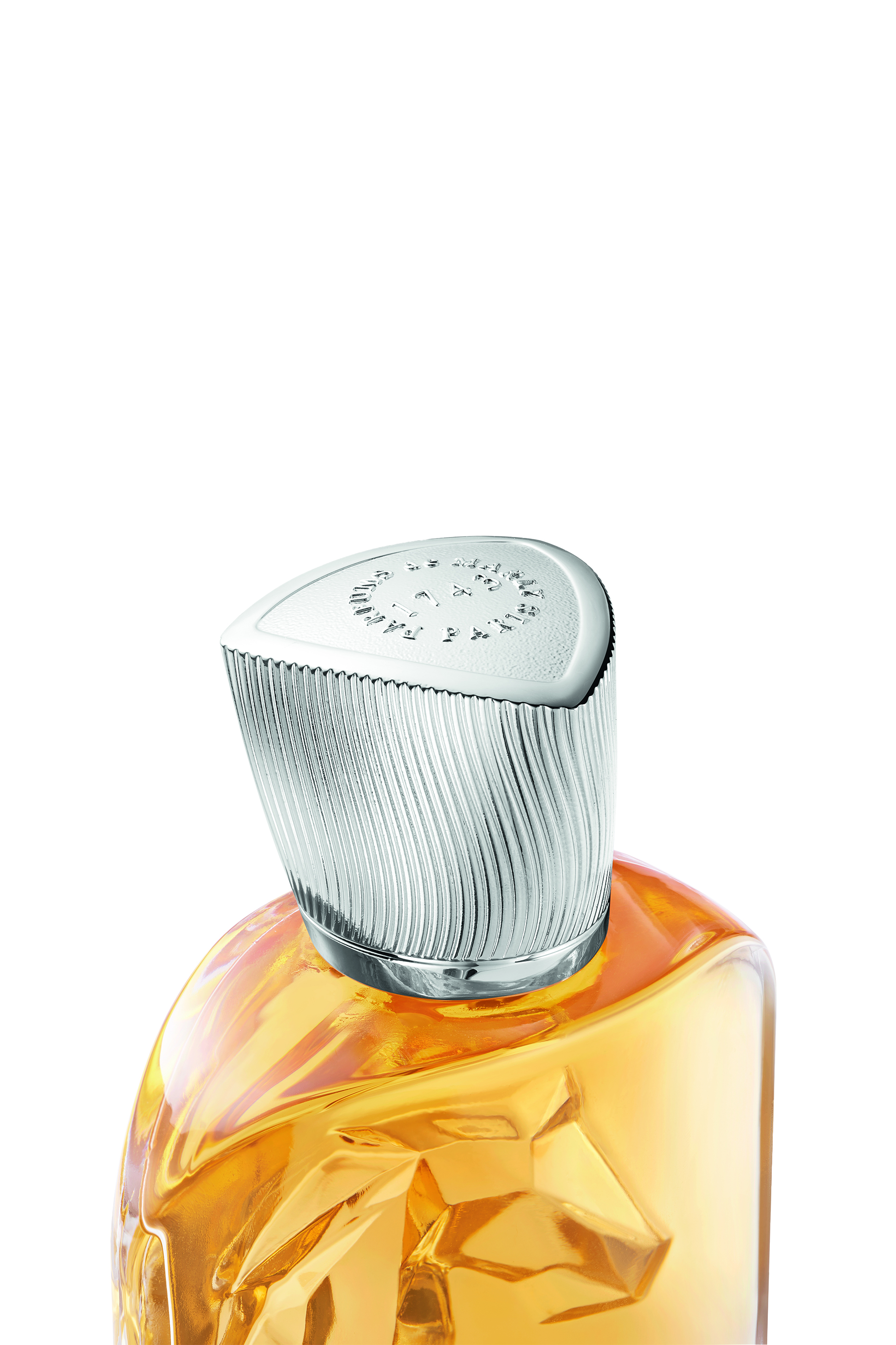 عطر إيراغون مركز