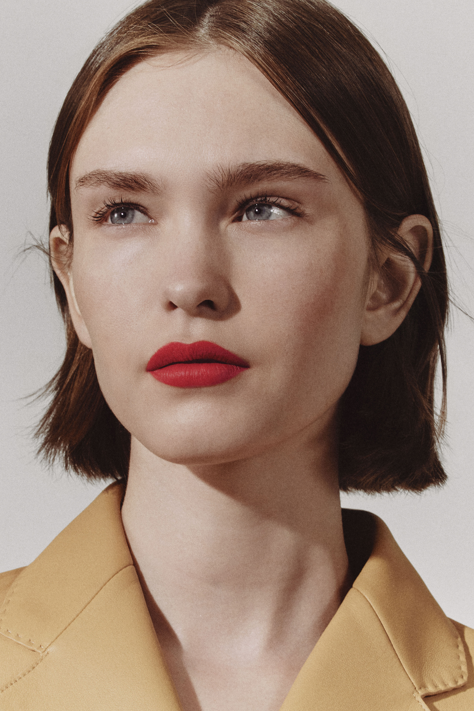 أحمر شفاه Rouge H غير لامع