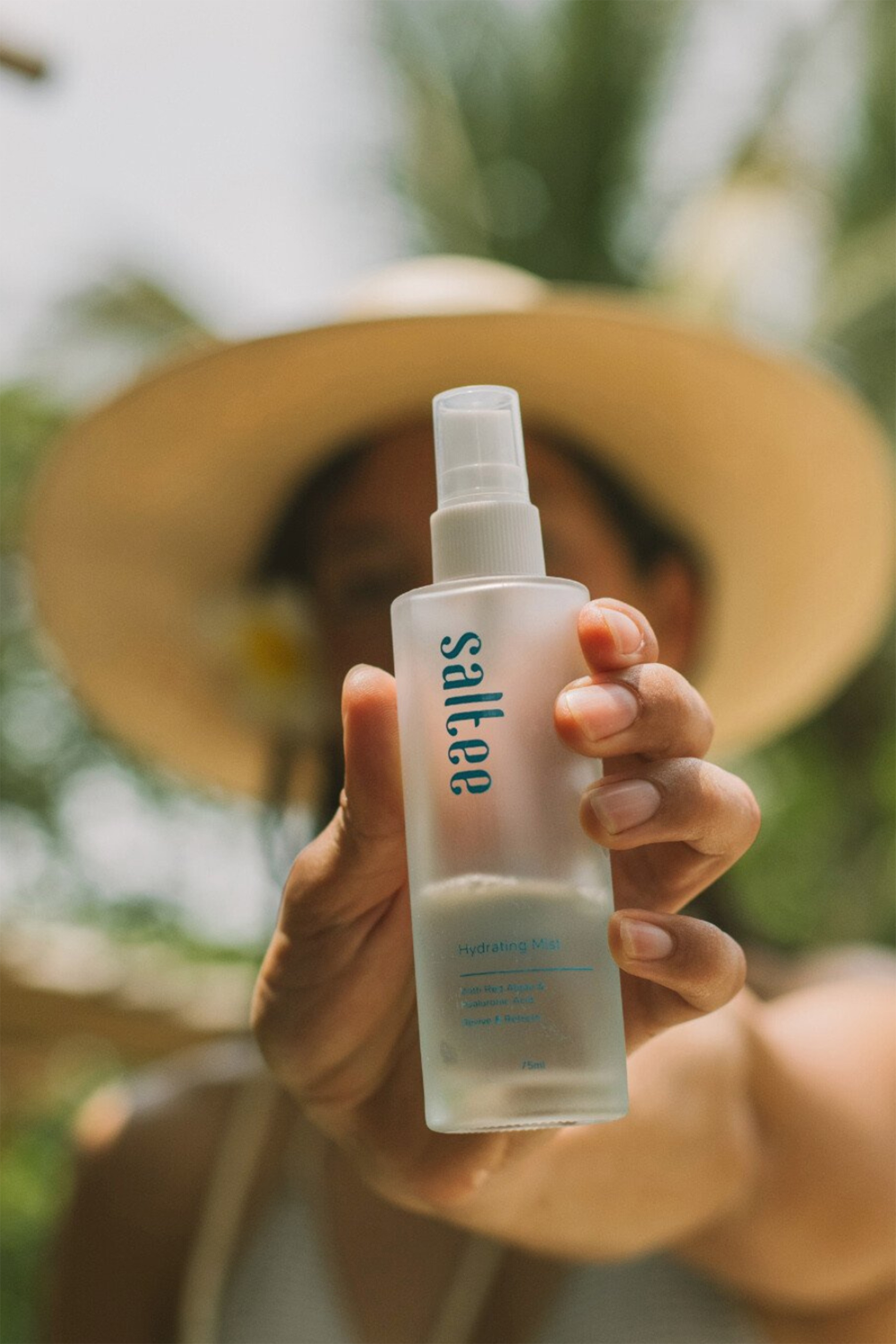 بخاخ مرطب للوجه