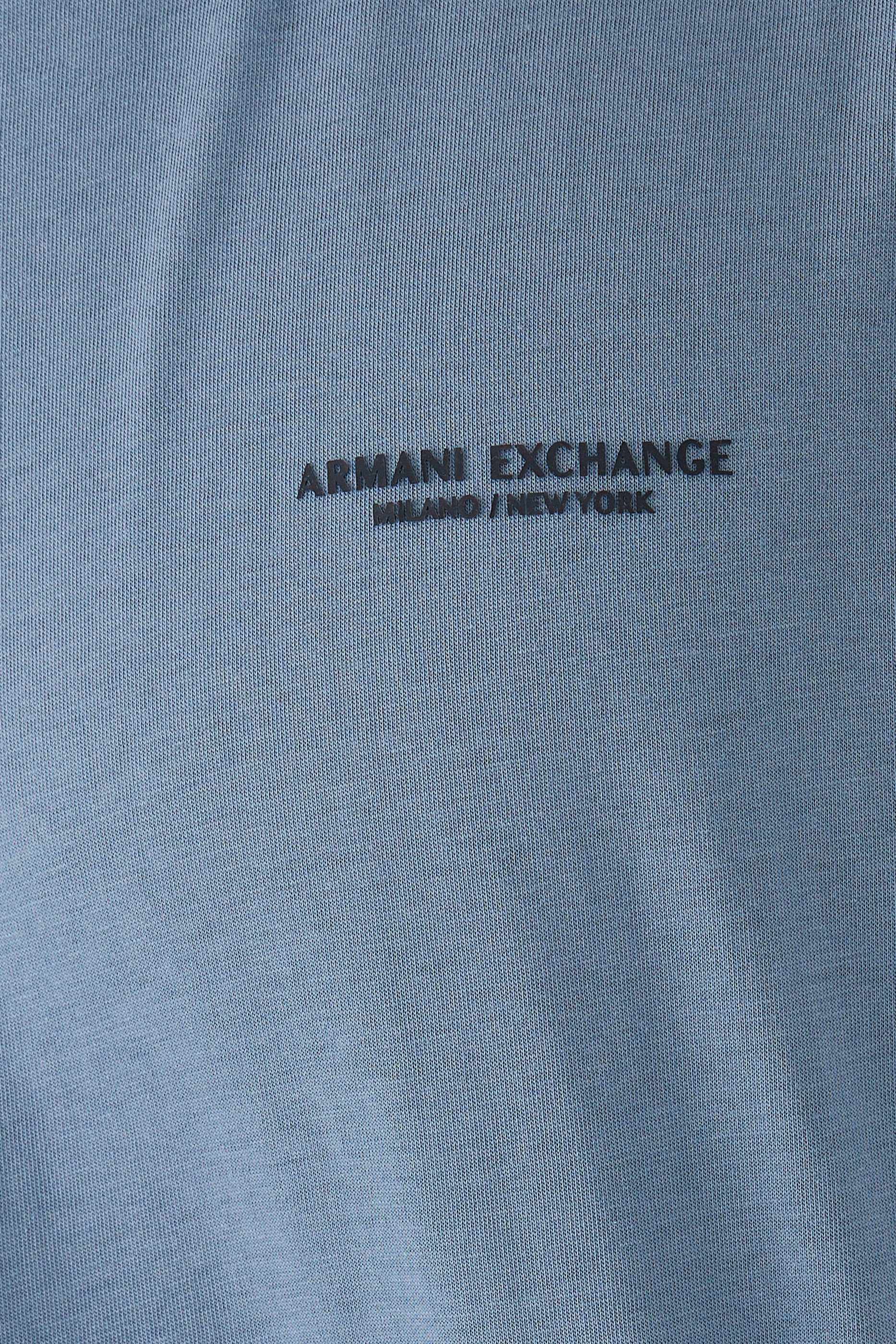 تيشيرت بشعار الماركة