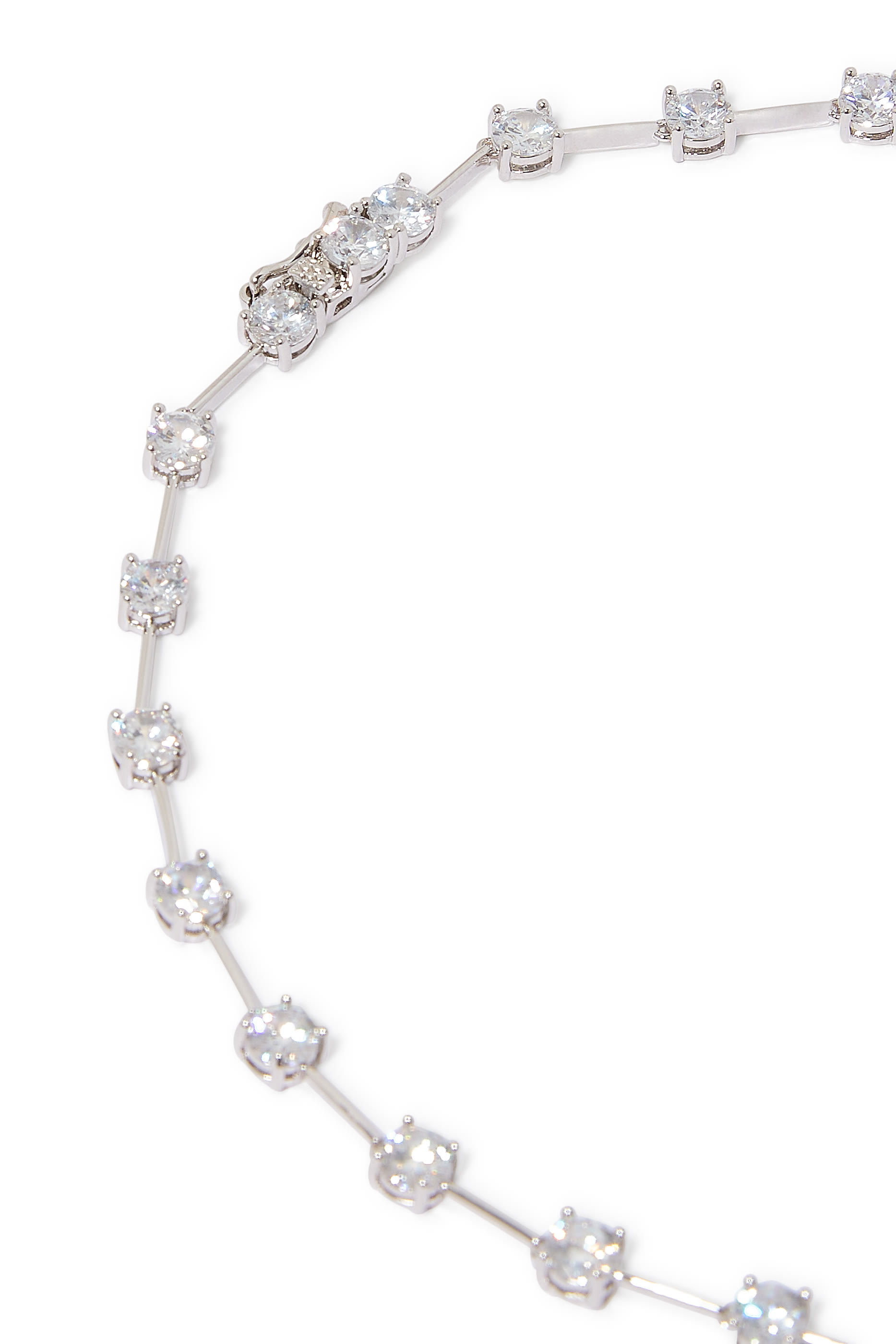 قلادة طويلة على شكل حرف Y