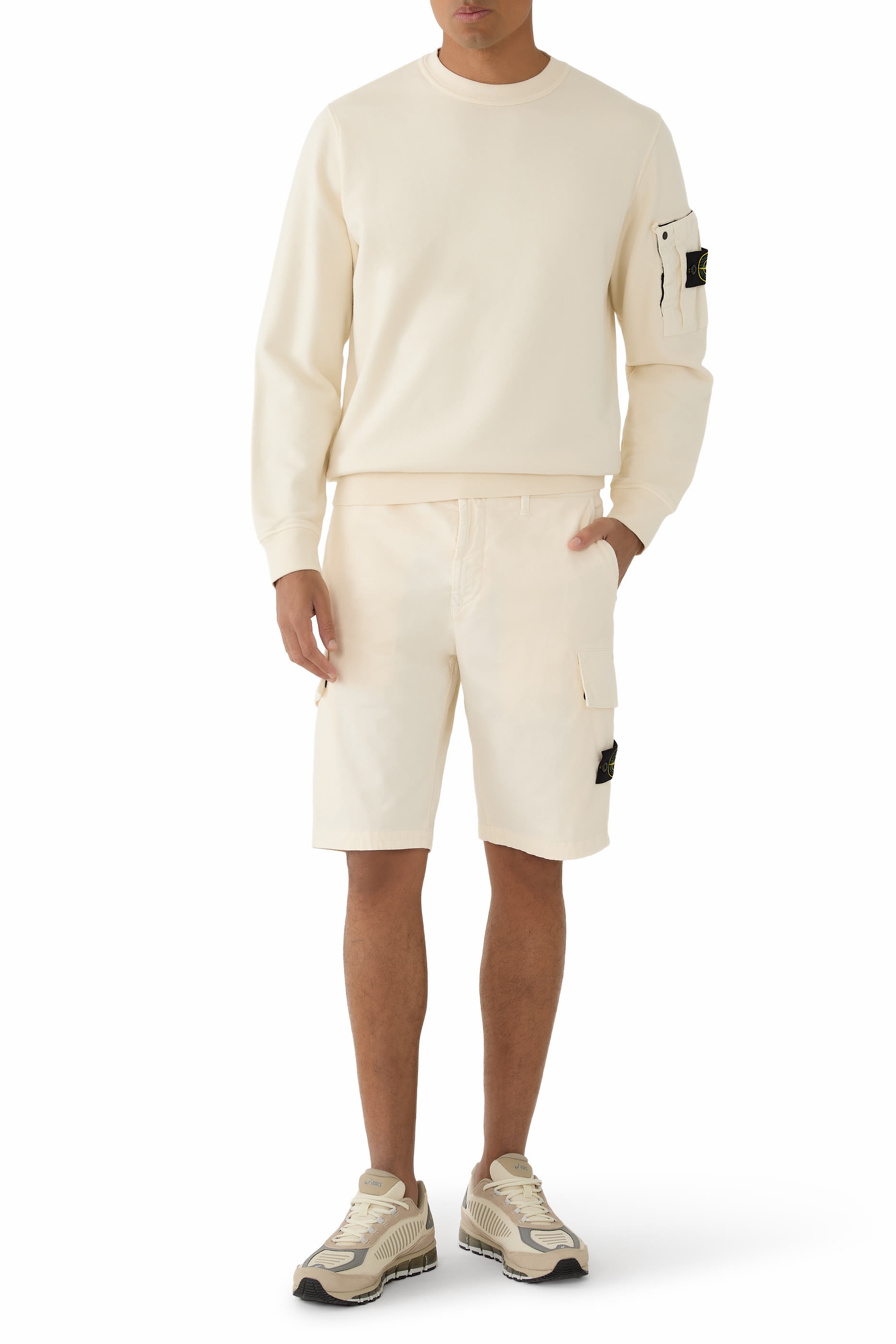 شورت برمودا كارجو برقعة شعار الماركة