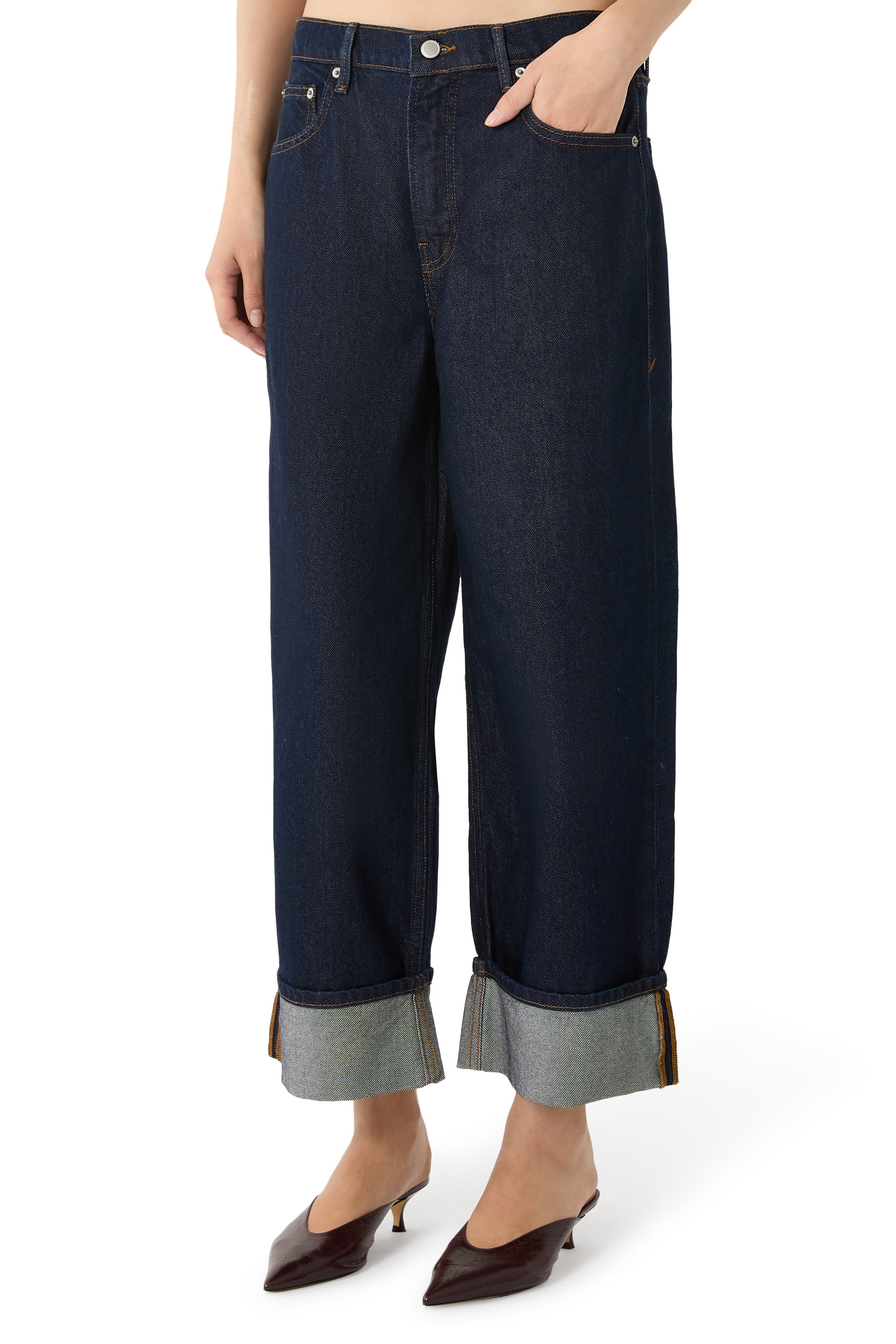 بنطال جينز غود ستاندرد بقصة واسعة وأساور كاحل