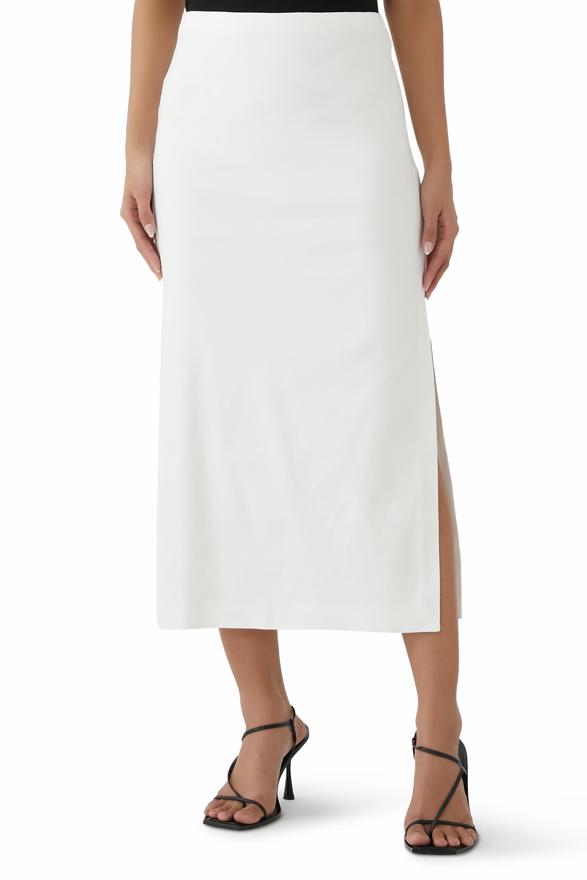 تنورة جورجي طويلة