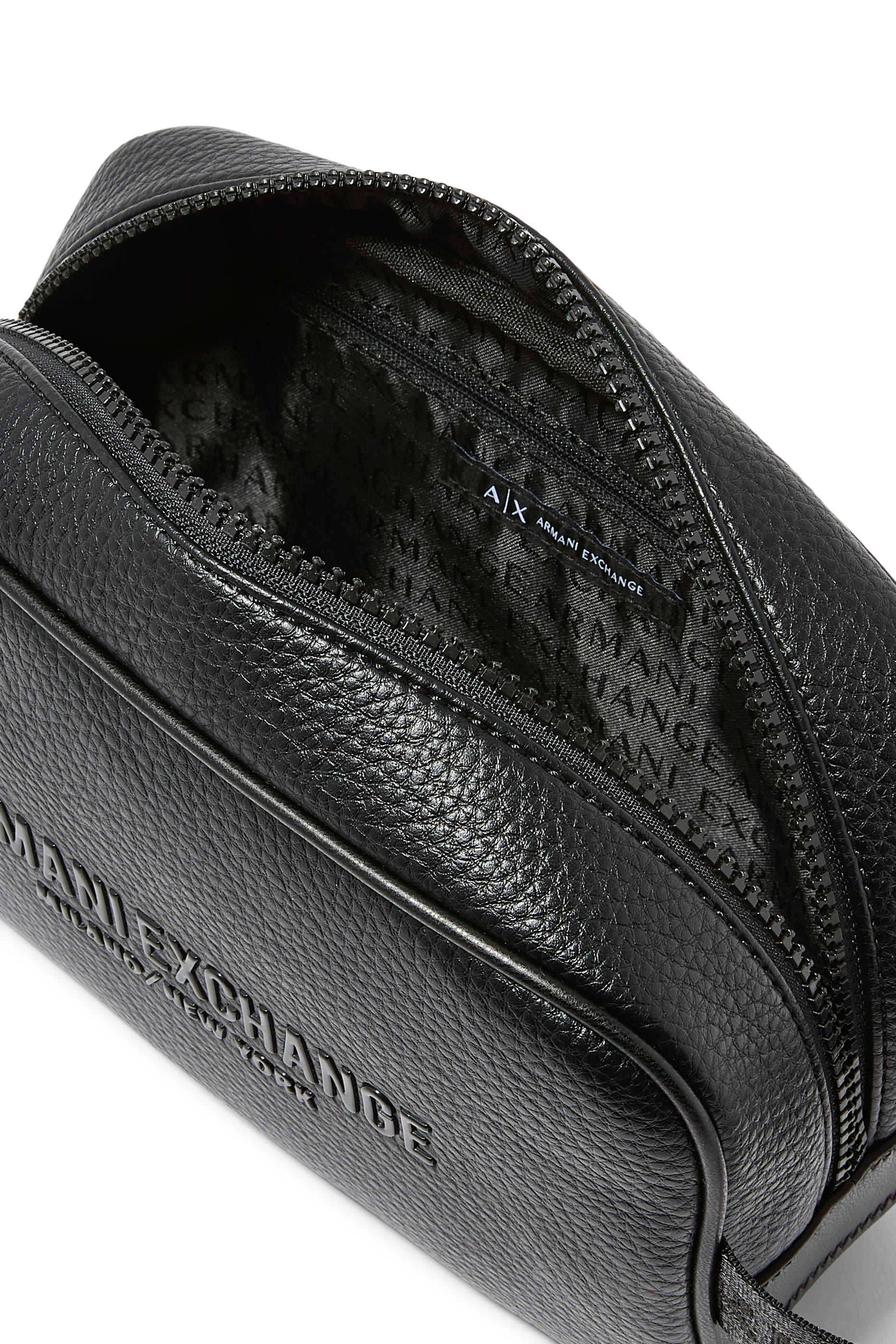 حقيبة مستحضرات العناية الشخصية ميامي بشعار الماركة