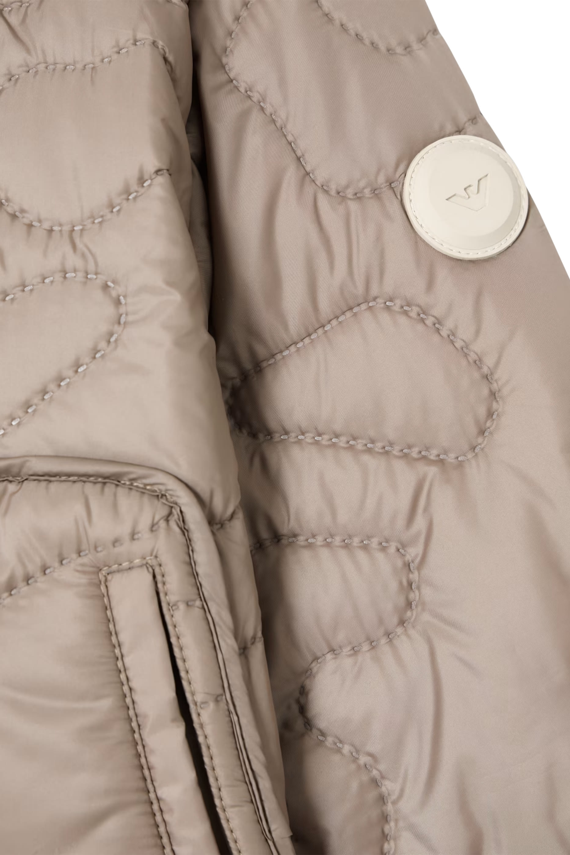 جاكيت مبطن بغطاء رأس وحياكة مموجة للأطفال