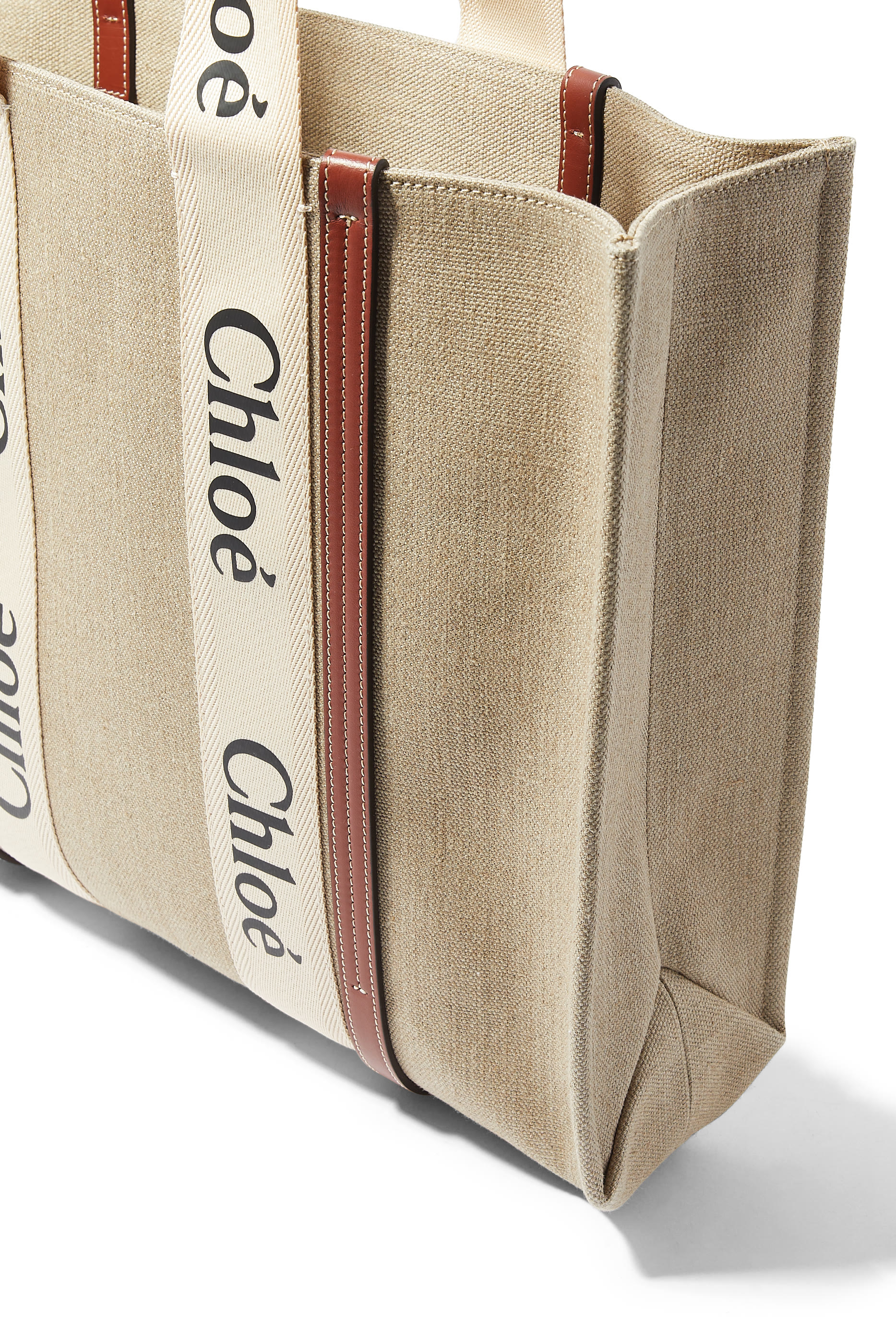 حقيبة يد وودي كبيرة