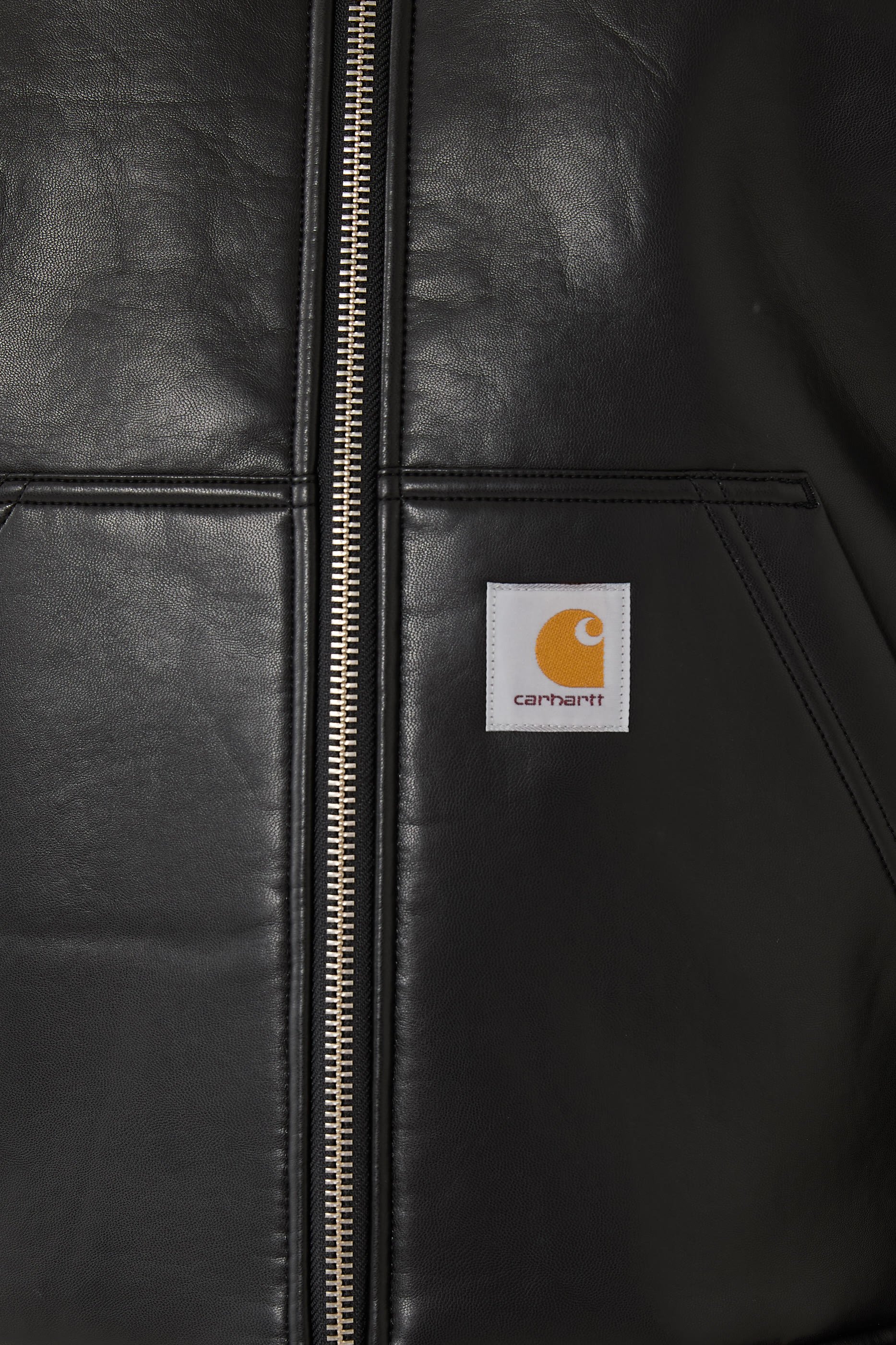 جاكيت شيبتون