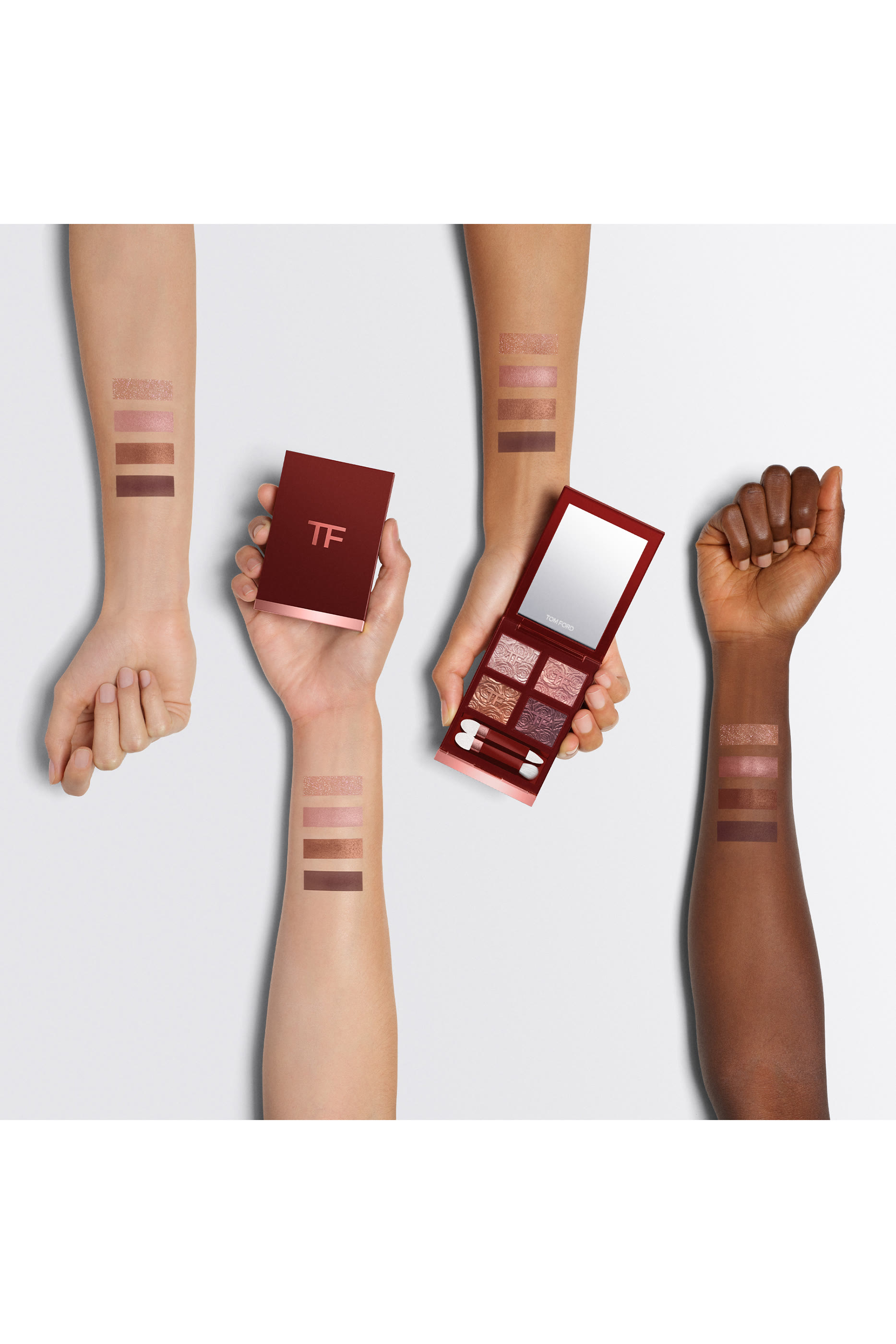 لوحة ظلال عيون روز إكسبوزد بأربعة ألوان