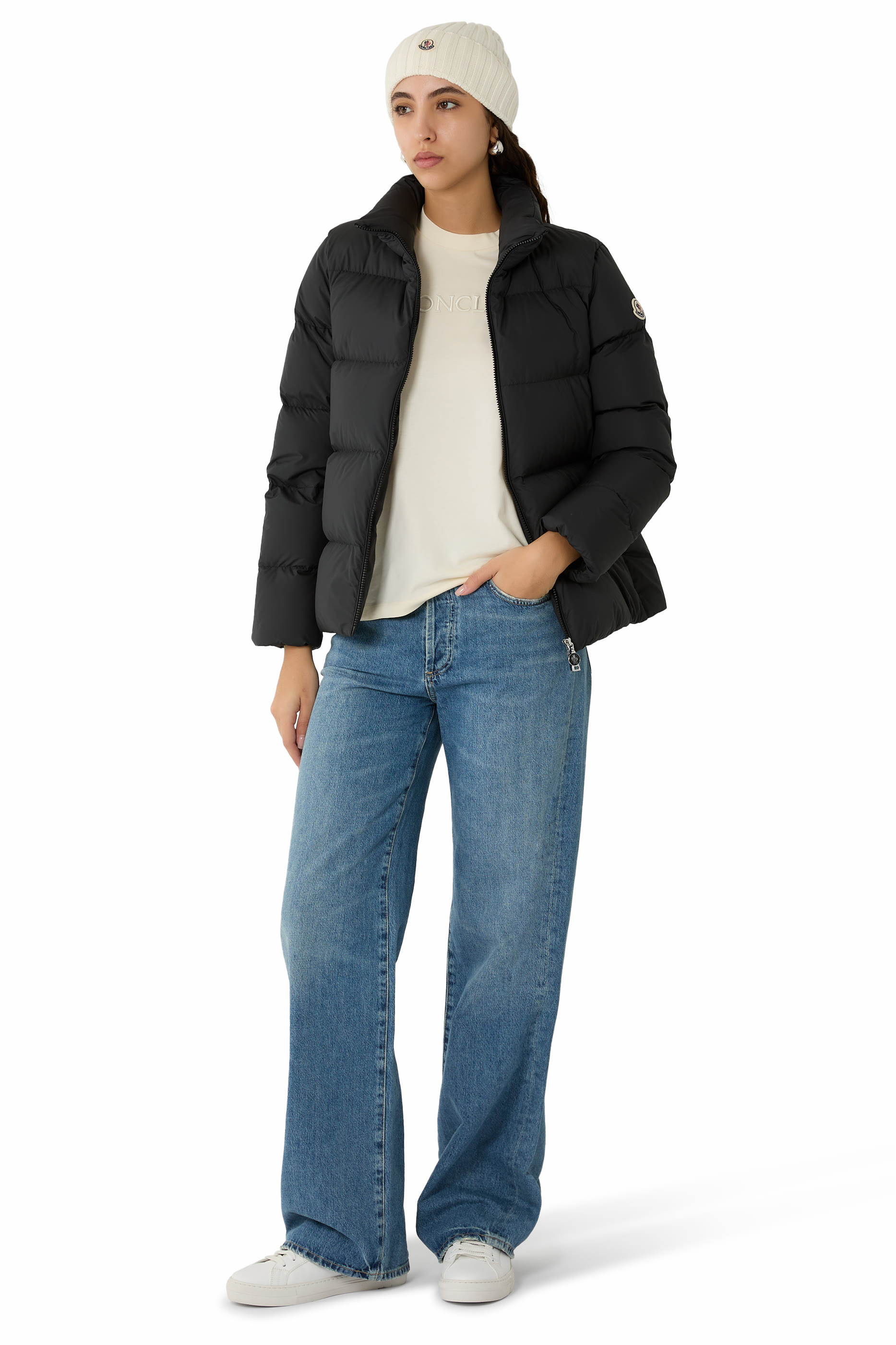 تيشيرت بشعار الماركة قطن