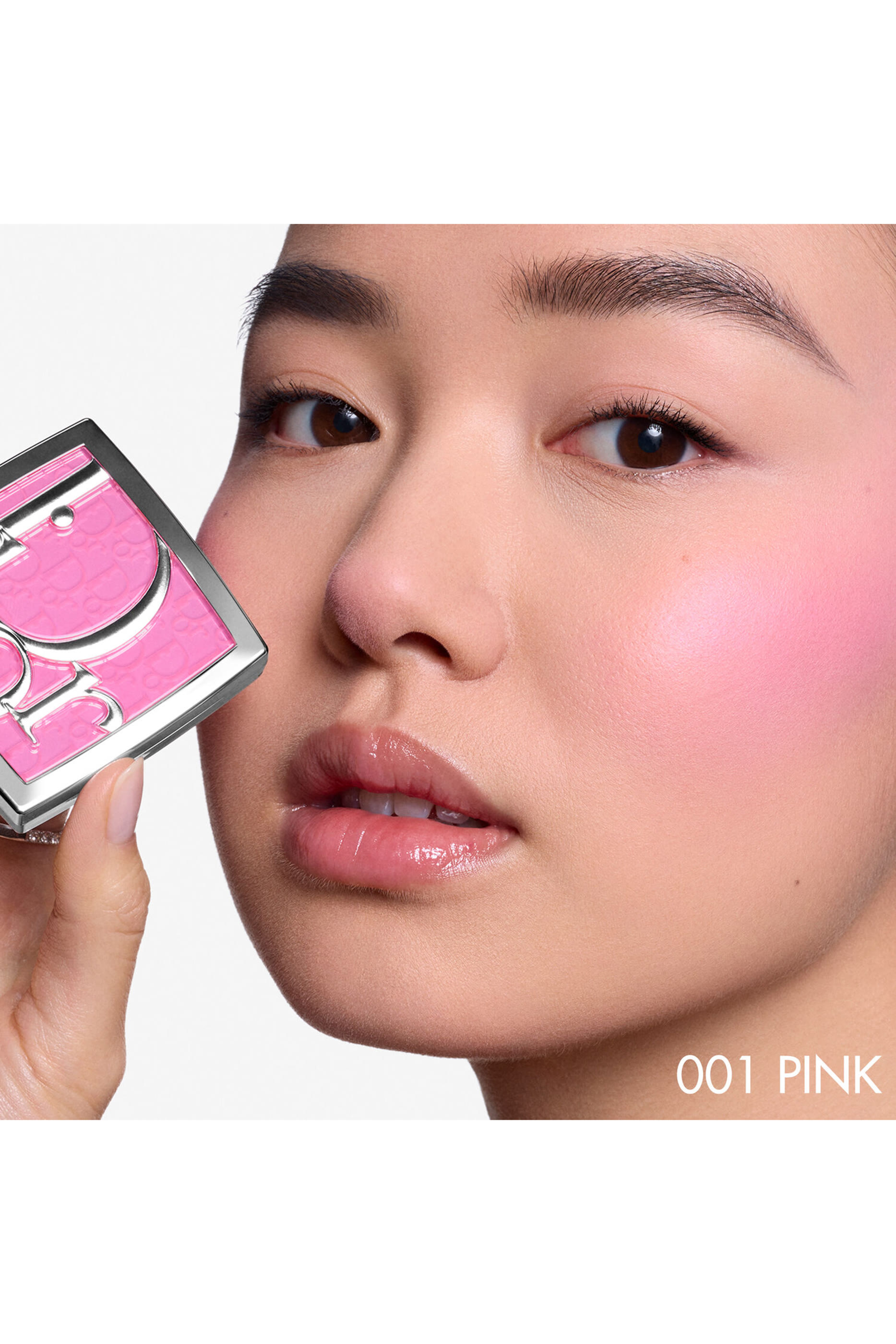 مجموعة هدايا فوليوم اند جلو ريتوال ماسكارا بإصدار محدود